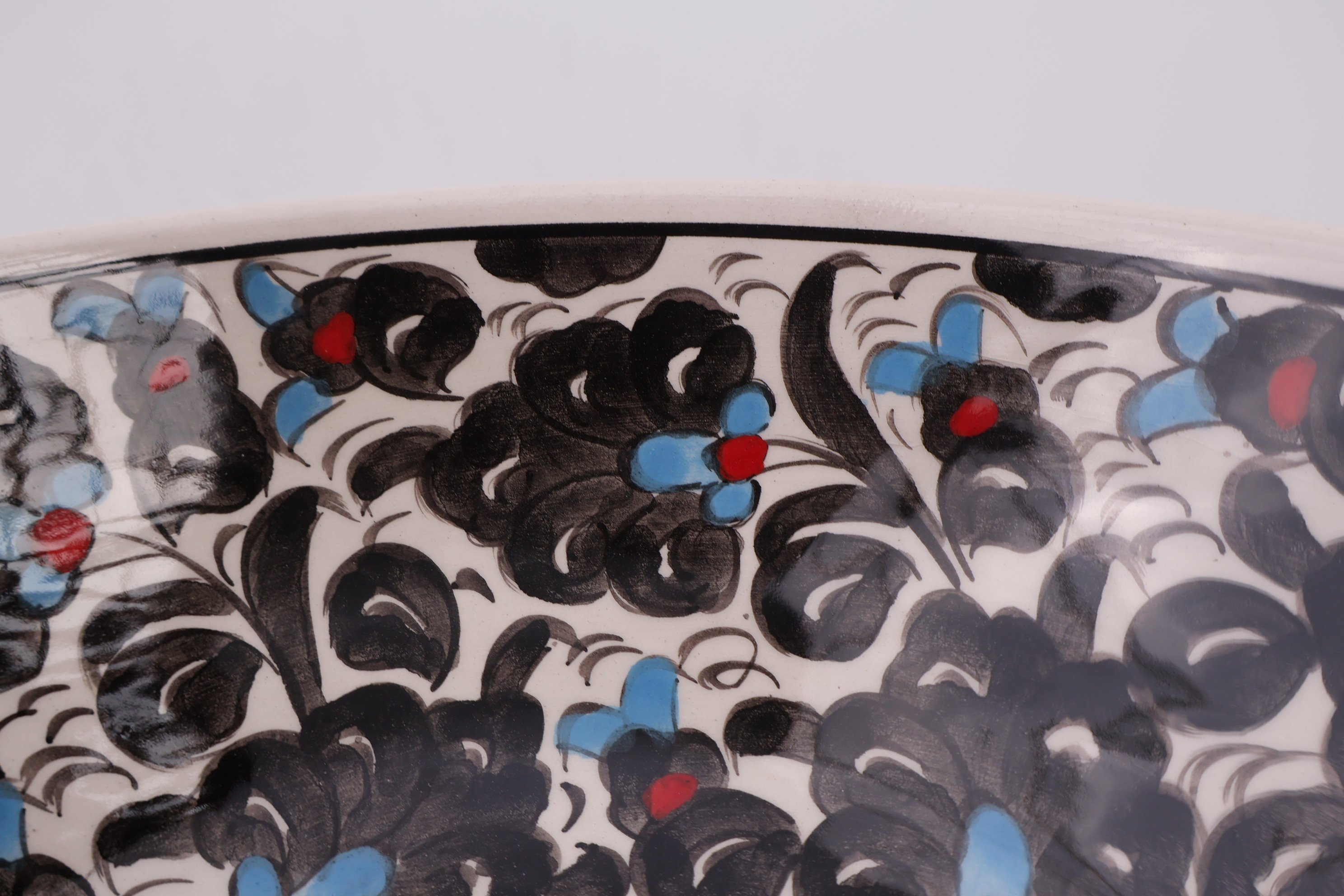 Handcrafted Bathroom Countertop Ceramic Basin - Lotus Flower - Variety of Colors - Black