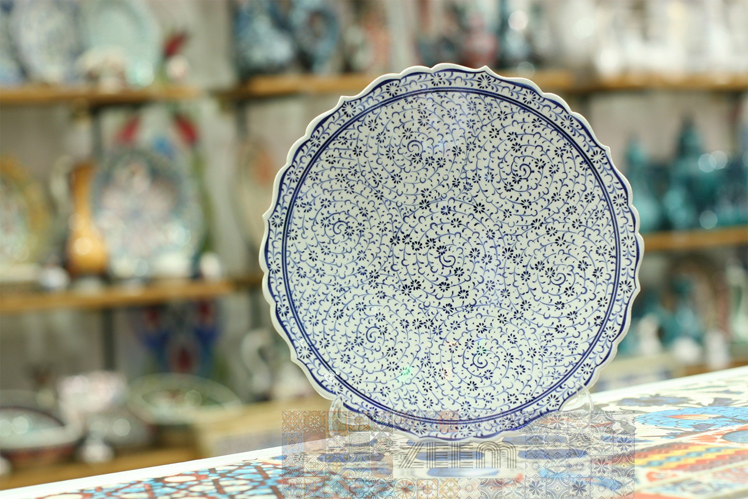 Hand-Painted Turkish Ceramic Dinner Plates - Perfect for Dining and Decor