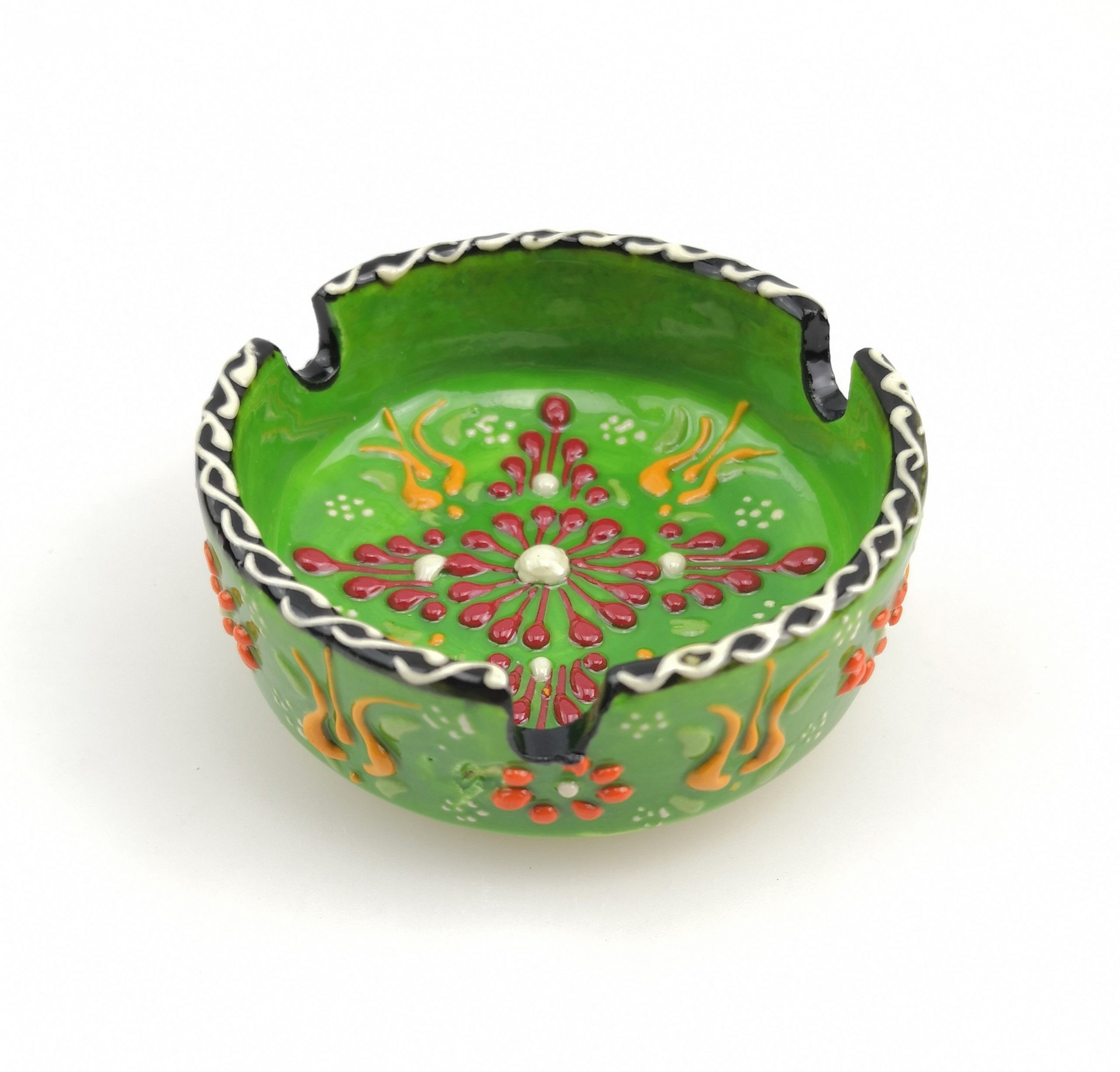 Handcrafted Ceramic Ashtrays with Embossed Floral Patterns for Cigarettes and Guest