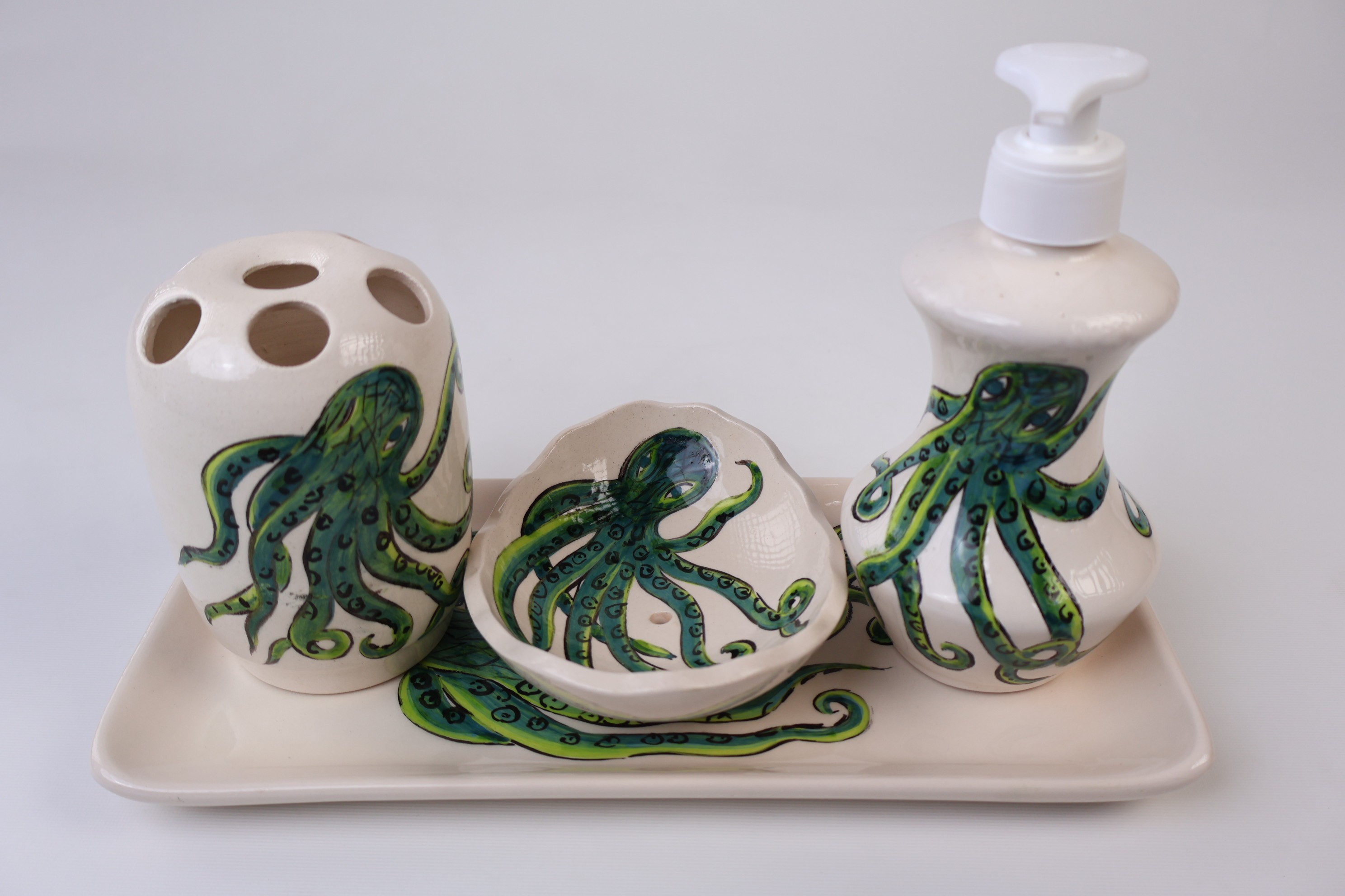 Elevate Your Décor with Hand-Painted Bathroom Sets & Green Octopus | Zeem Ceramic