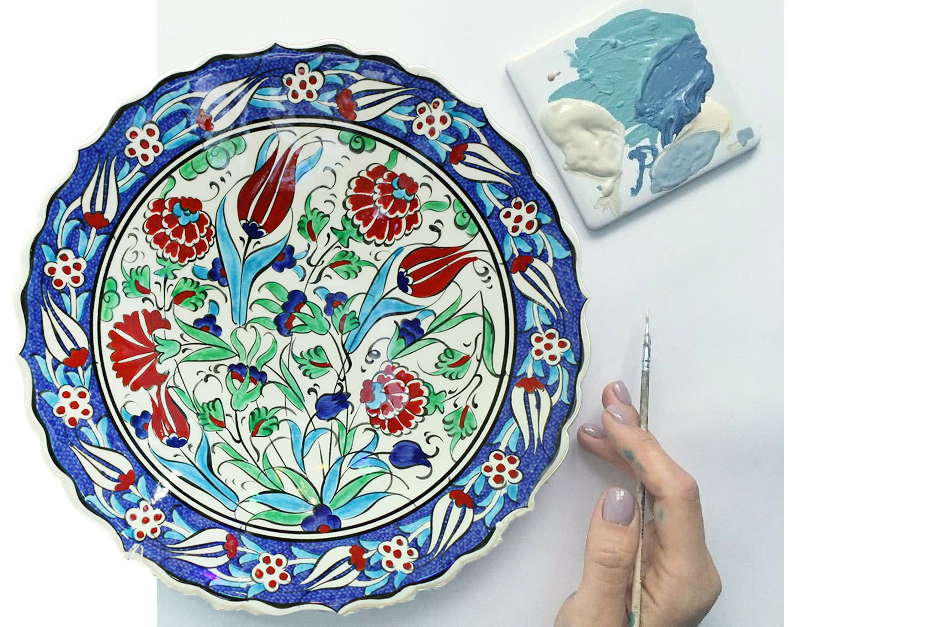 Hand-Painted Turkish Ceramic Dinner Plates - Perfect for Dining and Decor