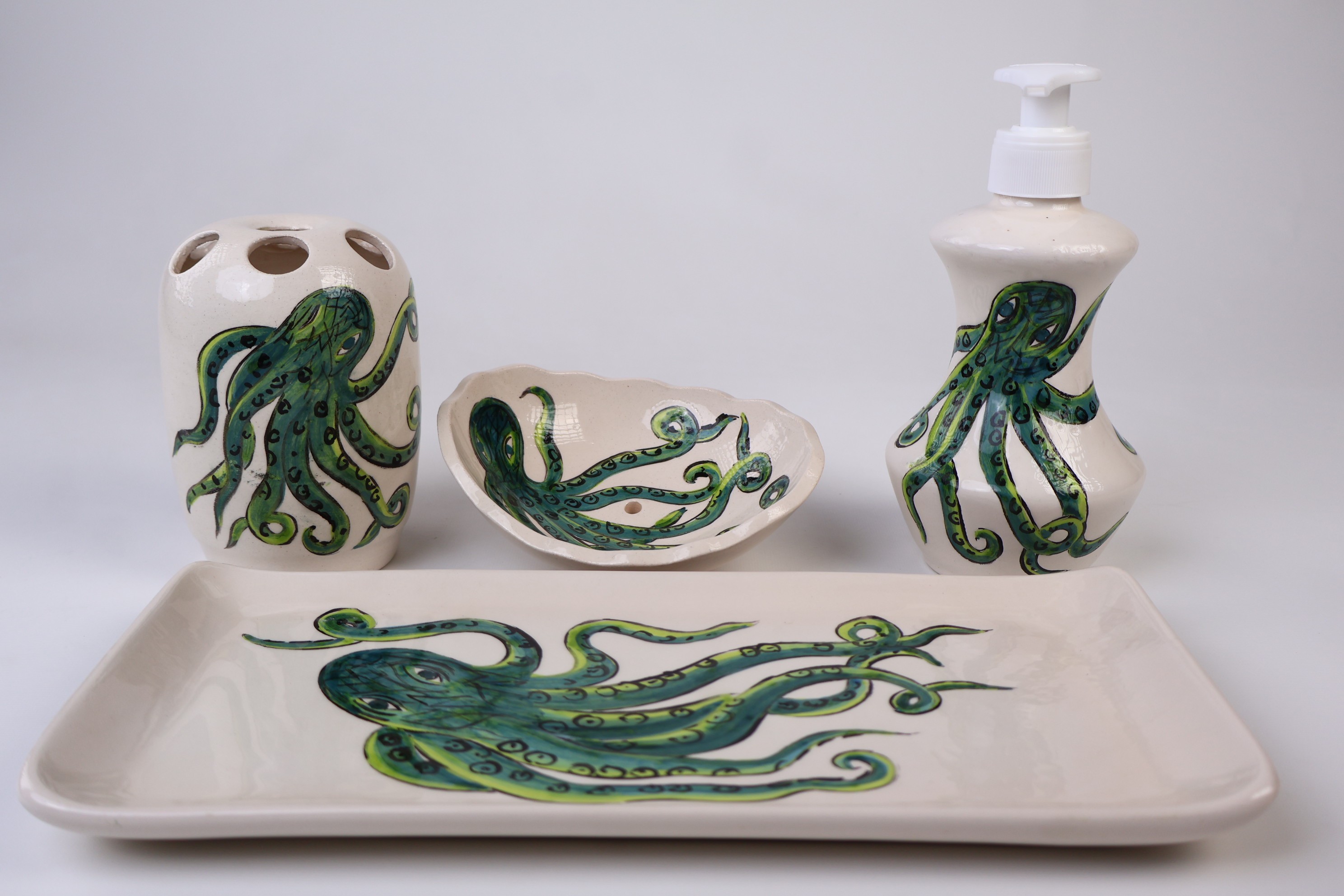 Elevate Your Décor with Hand-Painted Bathroom Sets & Green Octopus | Zeem Ceramic