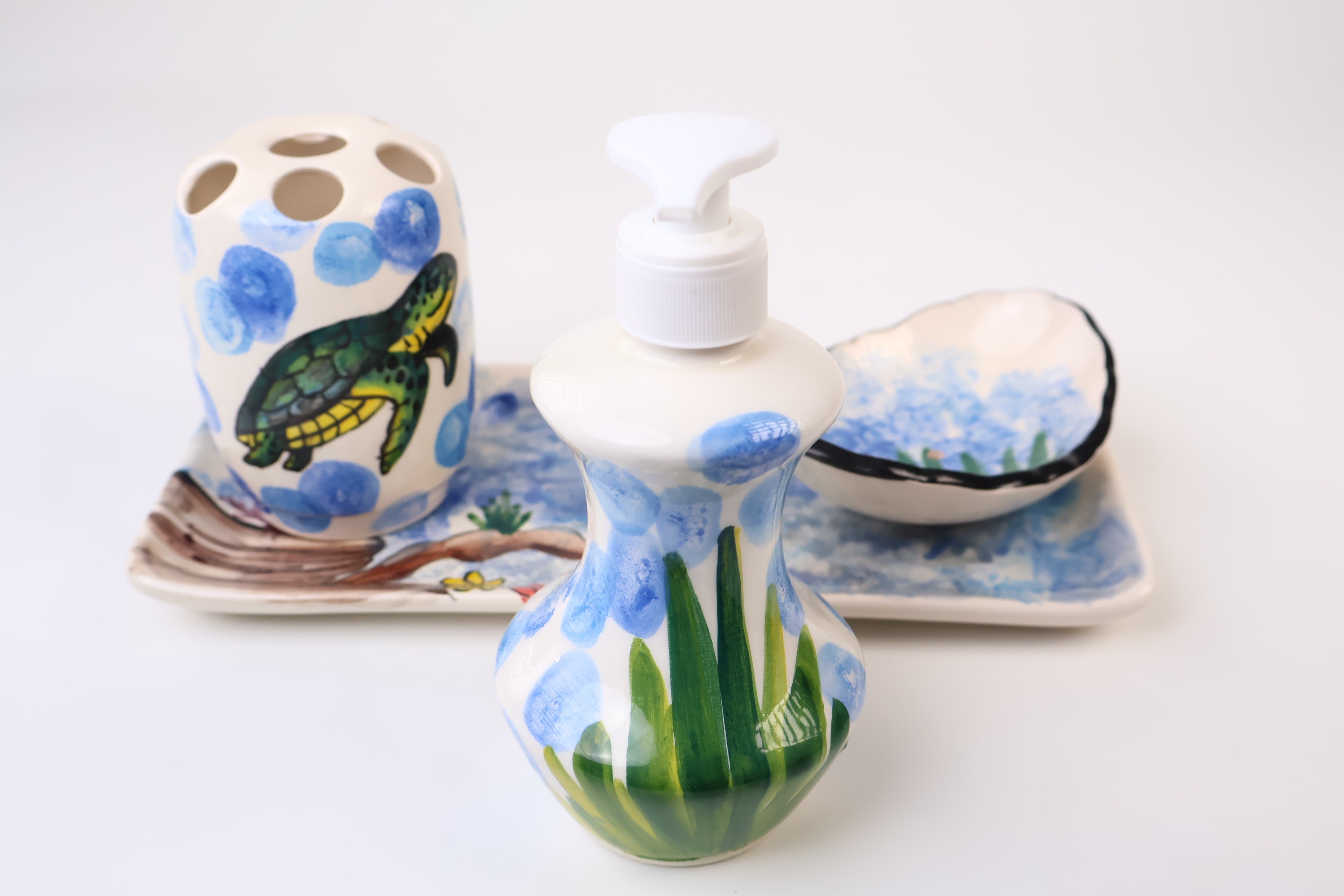 Zeem Ceramic Handcrafted Bathroom Sets & Sea Turtle - Elegance Redefined