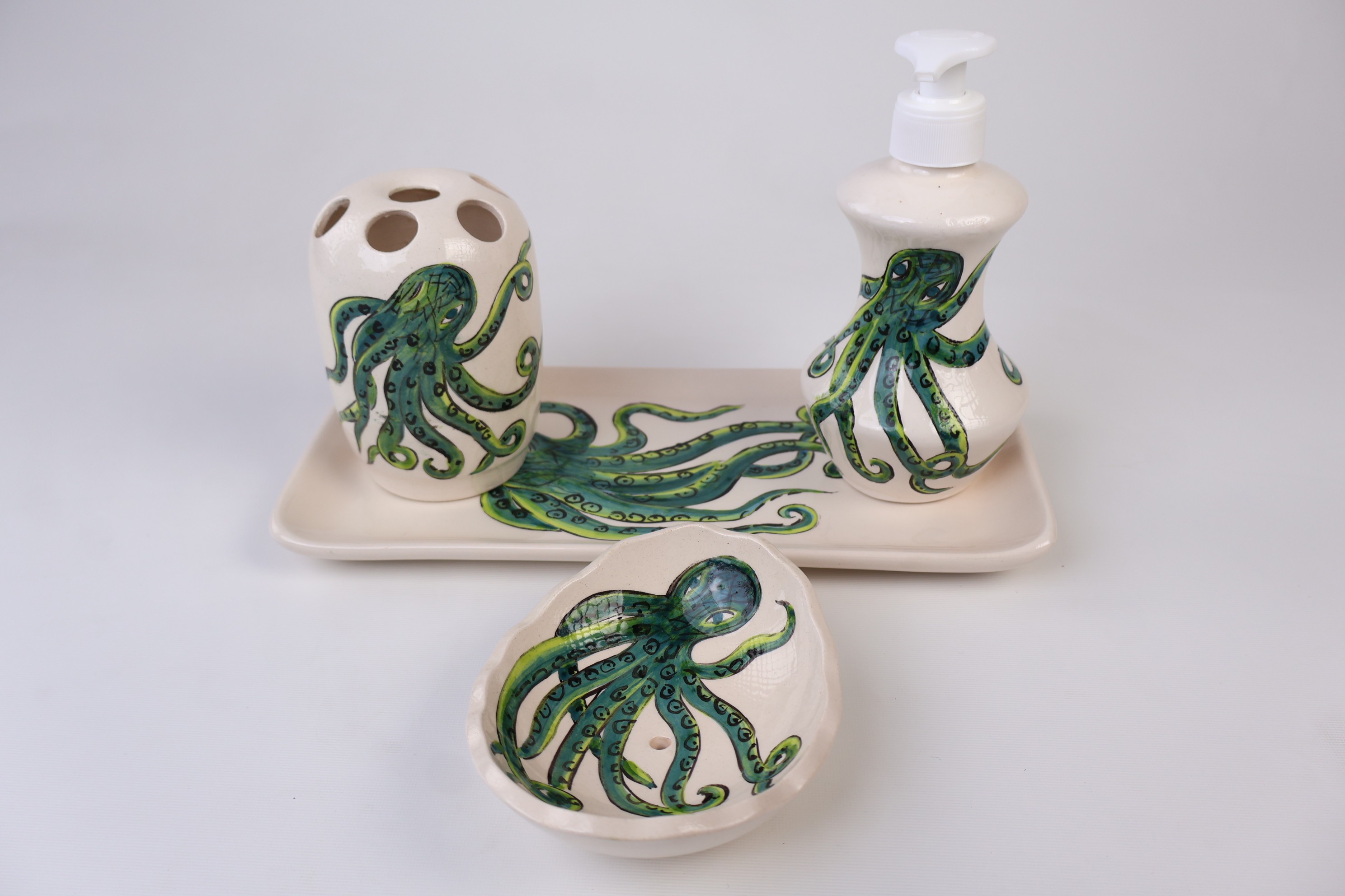 Elevate Your Décor with Hand-Painted Bathroom Sets & Green Octopus | Zeem Ceramic