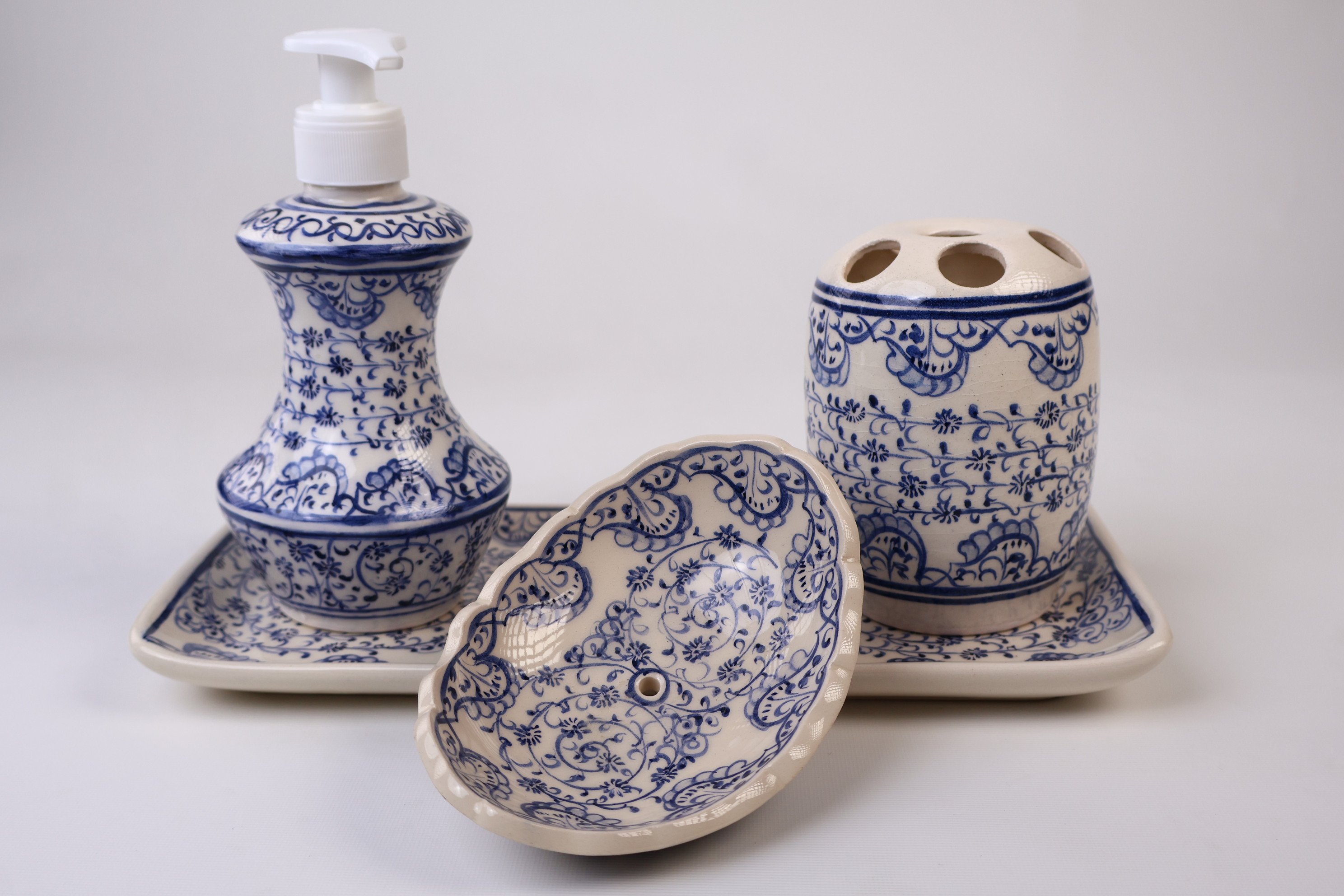 Handmade Ceramic Bathroom Accessory Set & Blue Golden Horn - Zeem Ceramic Craftsmanship