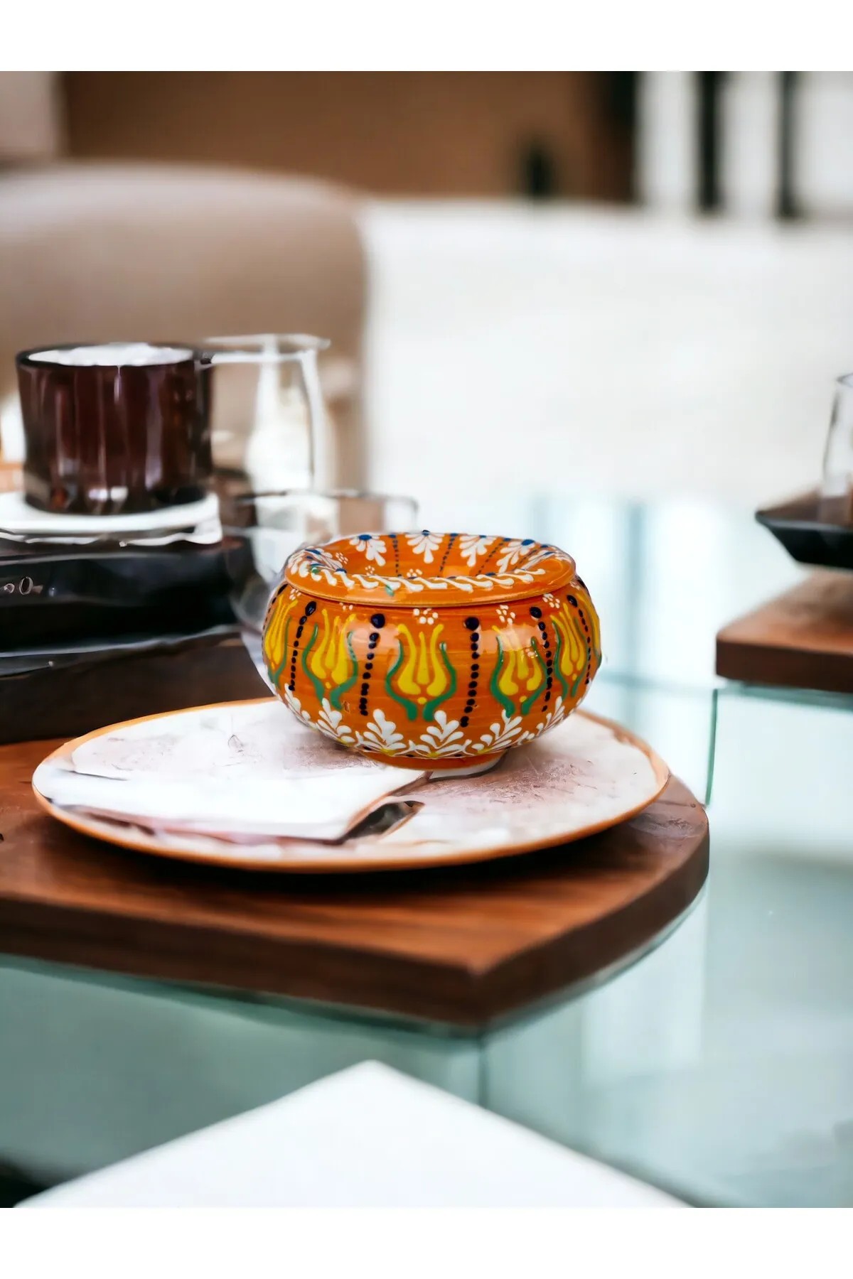 Handmade Ceramic Windproof Ashtrays – Impress Your Guests with Stylish Designs - Orange