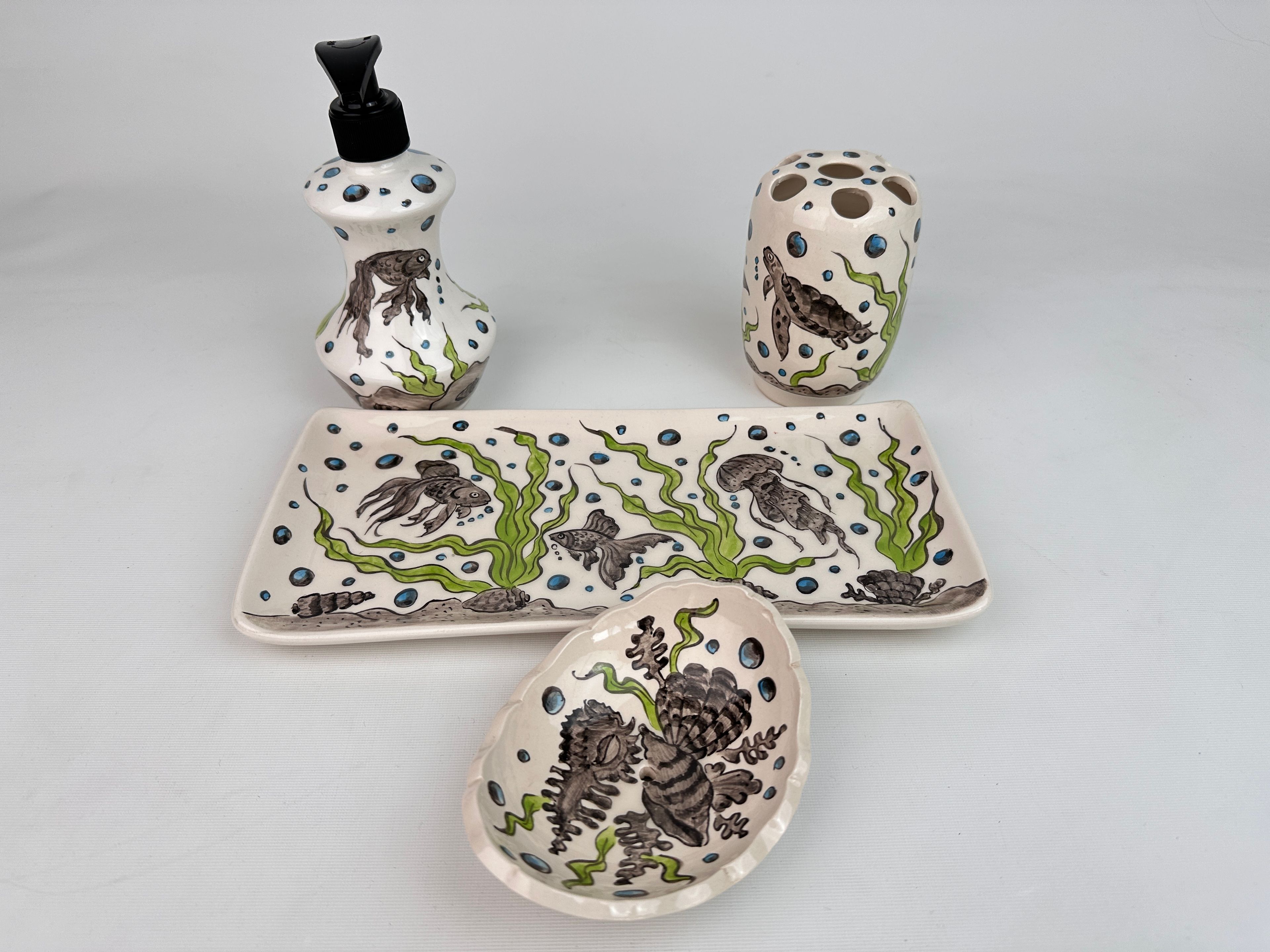 Hand Painted Ceramic Bathroom Accessory Set - Seaweed and Fish