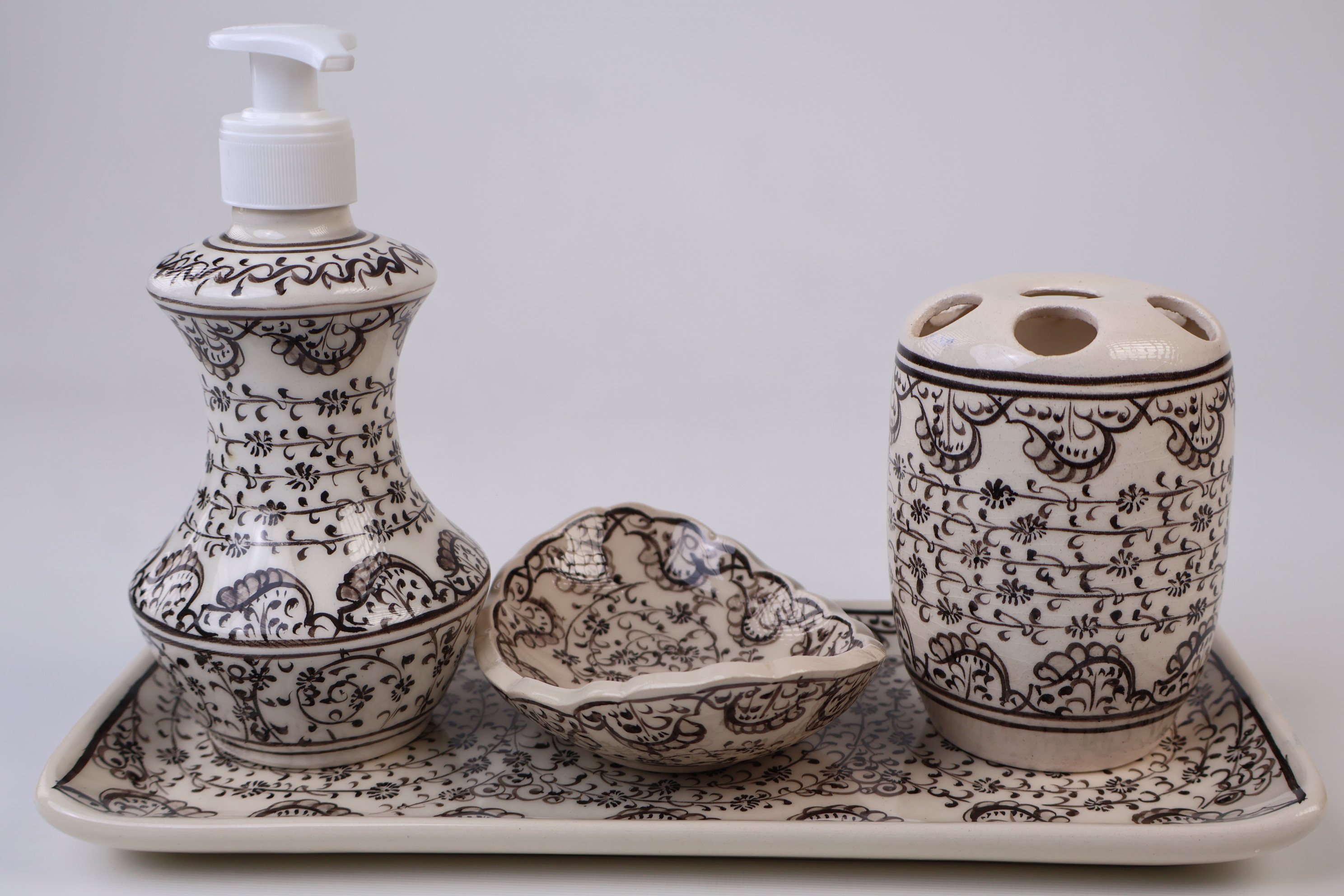 Zeem Ceramic Bathroom Accessory Set & Black Golden Horn - Handmade for Modern Homes