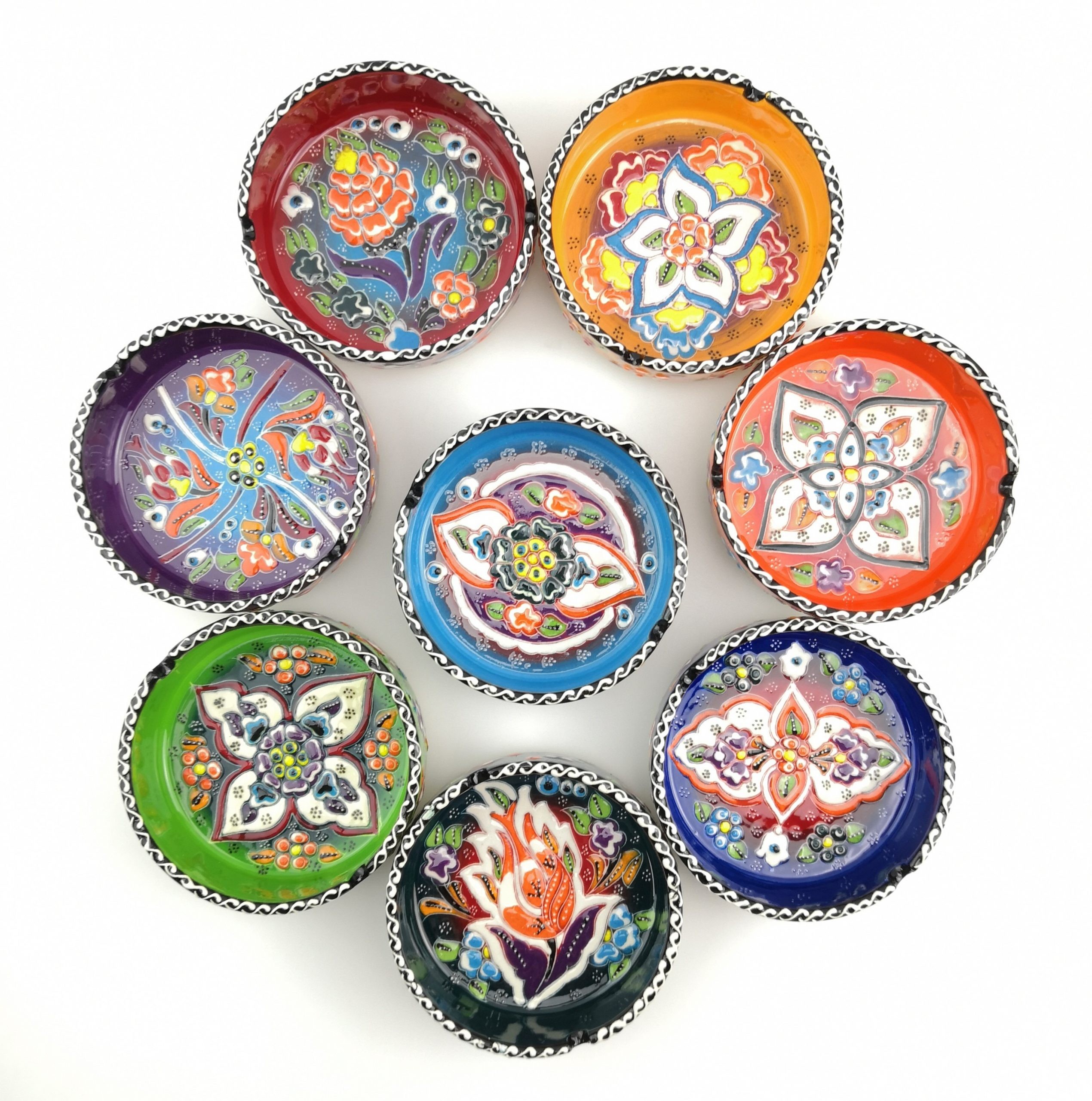 Elegant Hand-Painted Ceramic Ashtray with Embossed Floral Patterns