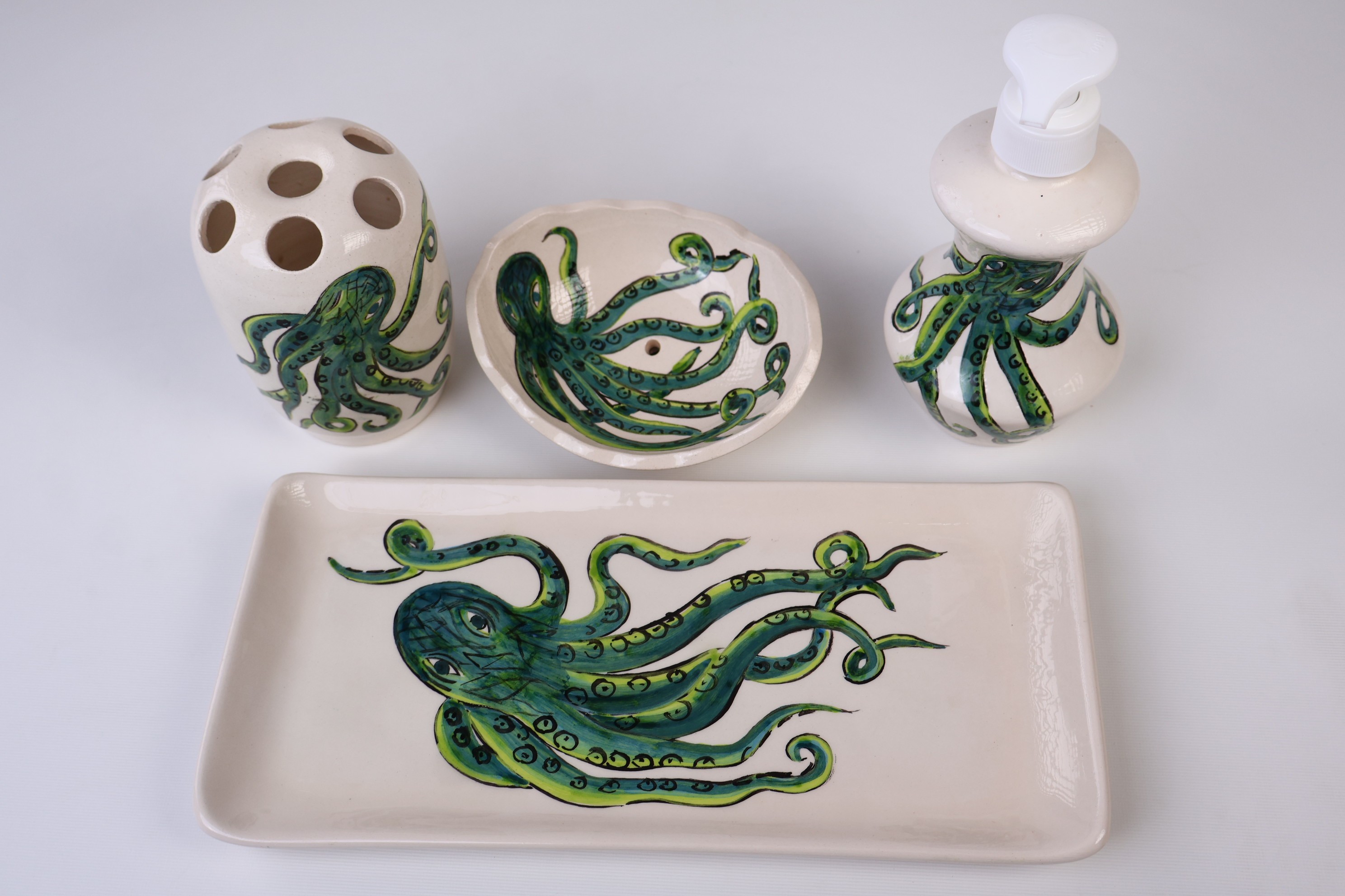 Elevate Your Décor with Hand-Painted Bathroom Sets & Green Octopus | Zeem Ceramic