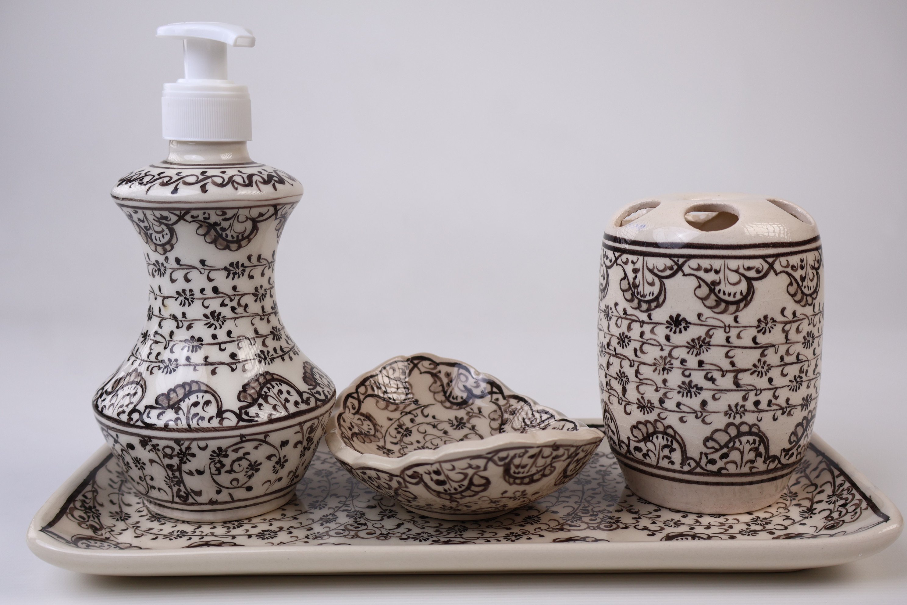 Zeem Ceramic Bathroom Accessory Set & Black Golden Horn - Handmade for Modern Homes