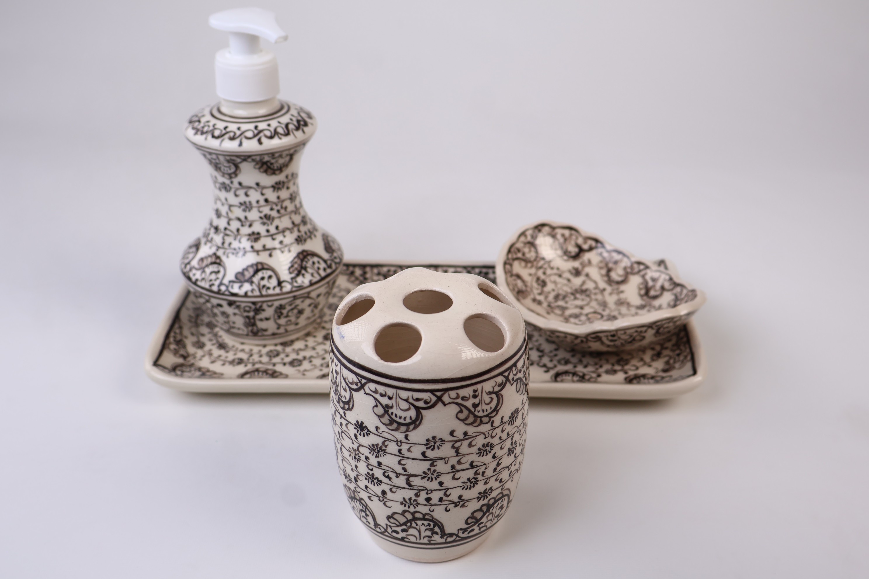 Zeem Ceramic Bathroom Accessory Set & Black Golden Horn - Handmade for Modern Homes