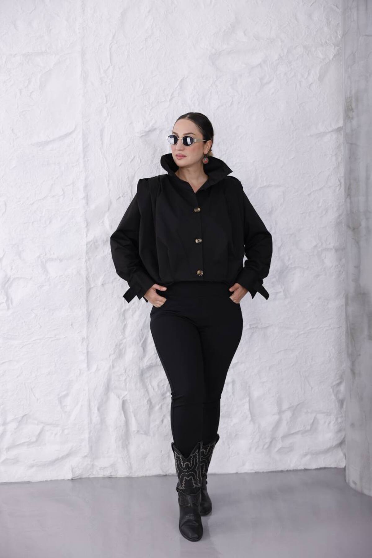 Z.R Kolları Büzgülü Vatkalı Kısa Trençkot Ceket