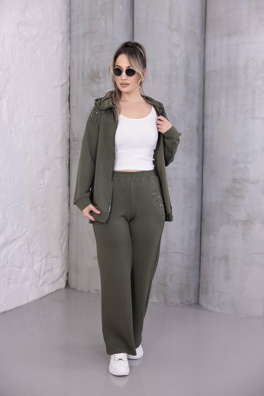 Taş ve İnci İşlemeli Fermuarlı Eşofman Takım