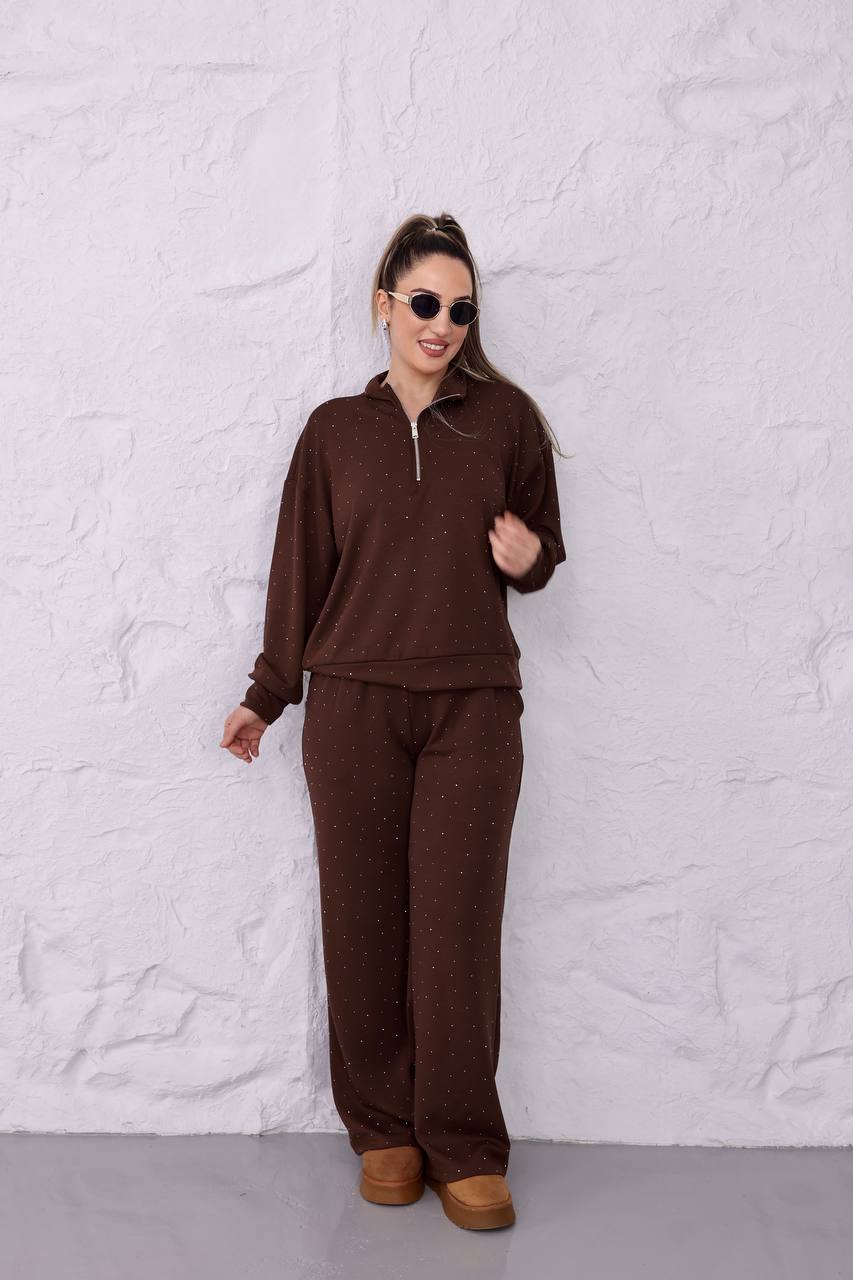 Taş Detaylı Likralı O.Y.Ş Kumaş Fermuarlı Eşofman Takımı - Kahve