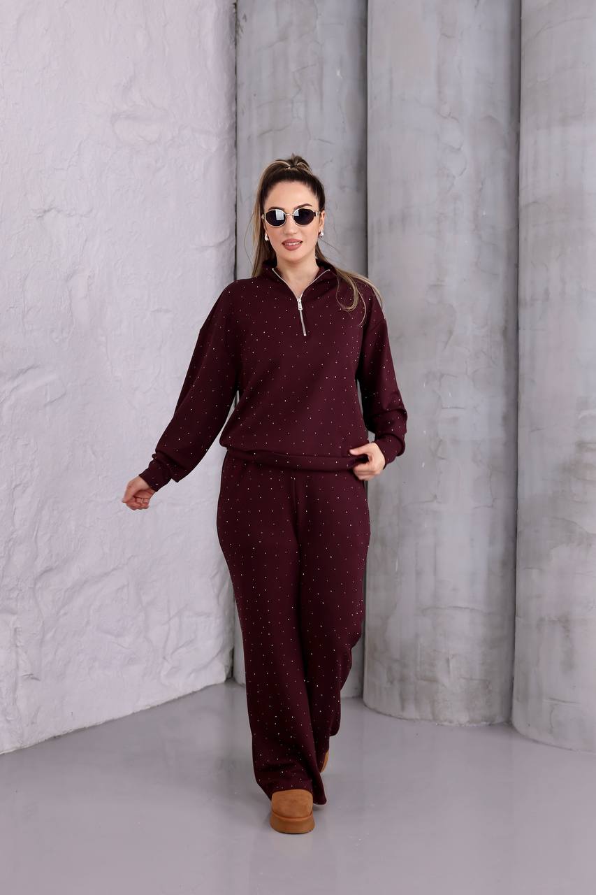 Taş Detaylı Likralı O.Y.Ş Kumaş Fermuarlı Eşofman Takımı