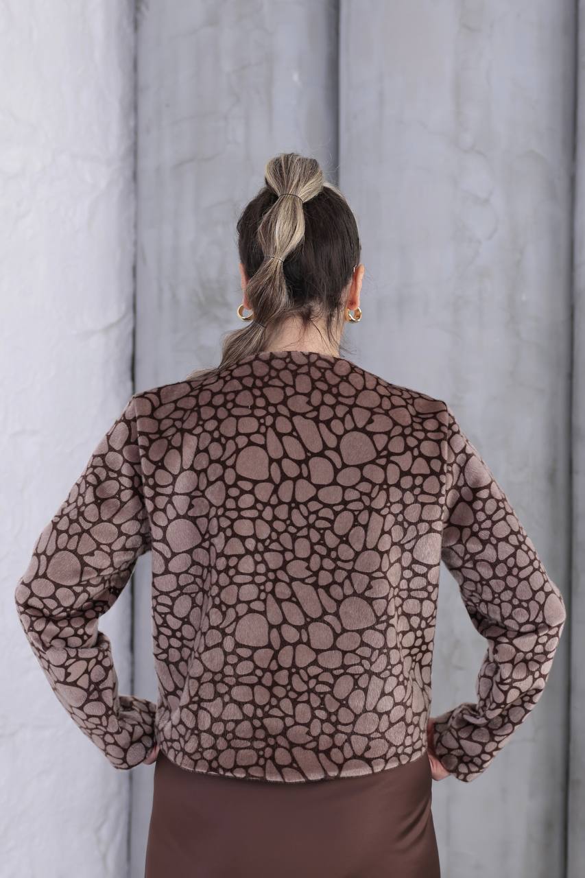 Tay Tüyü Yıldız Düğmeli Kısa Ceket