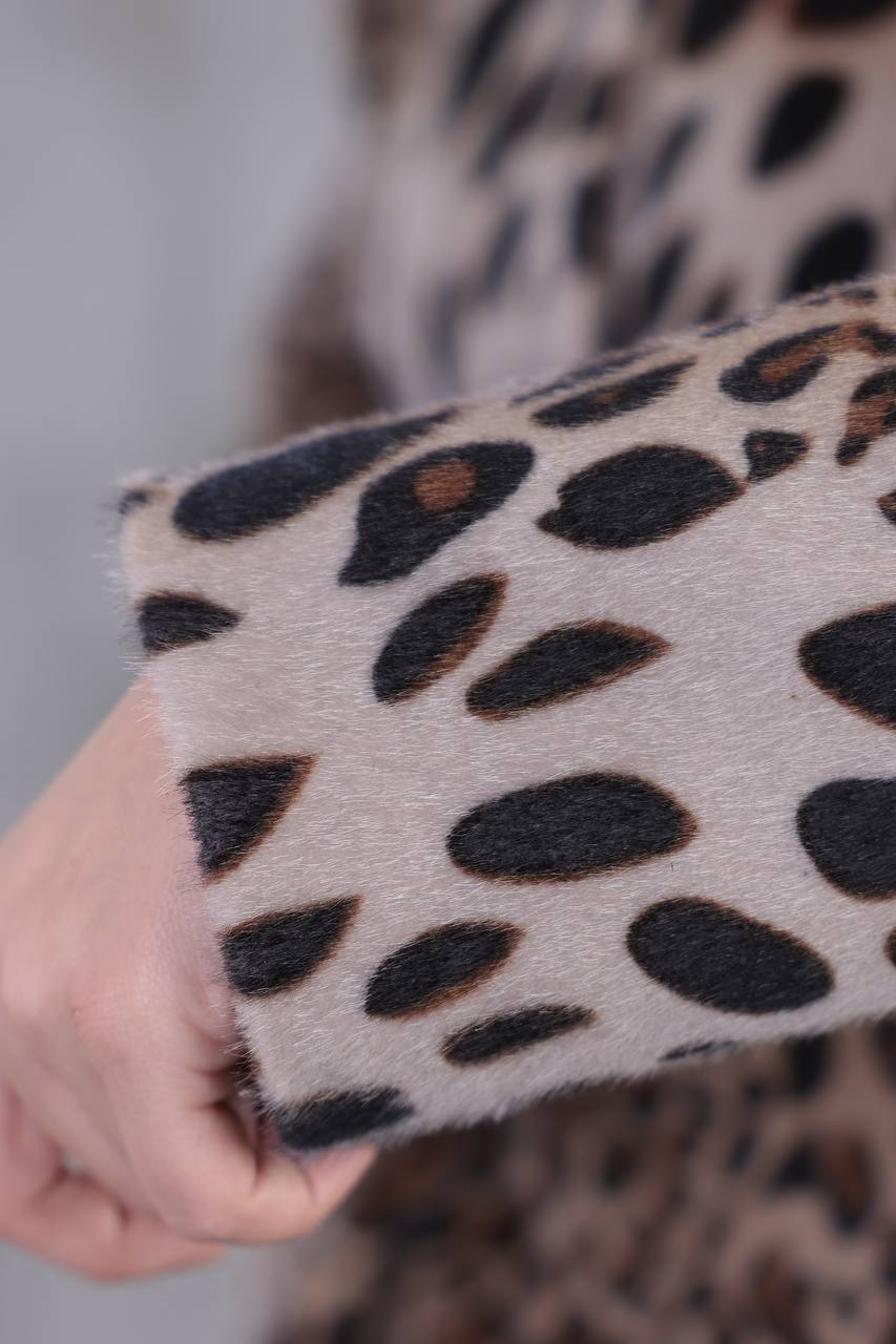 Leopar Tay Tüyü Kısa Ceket