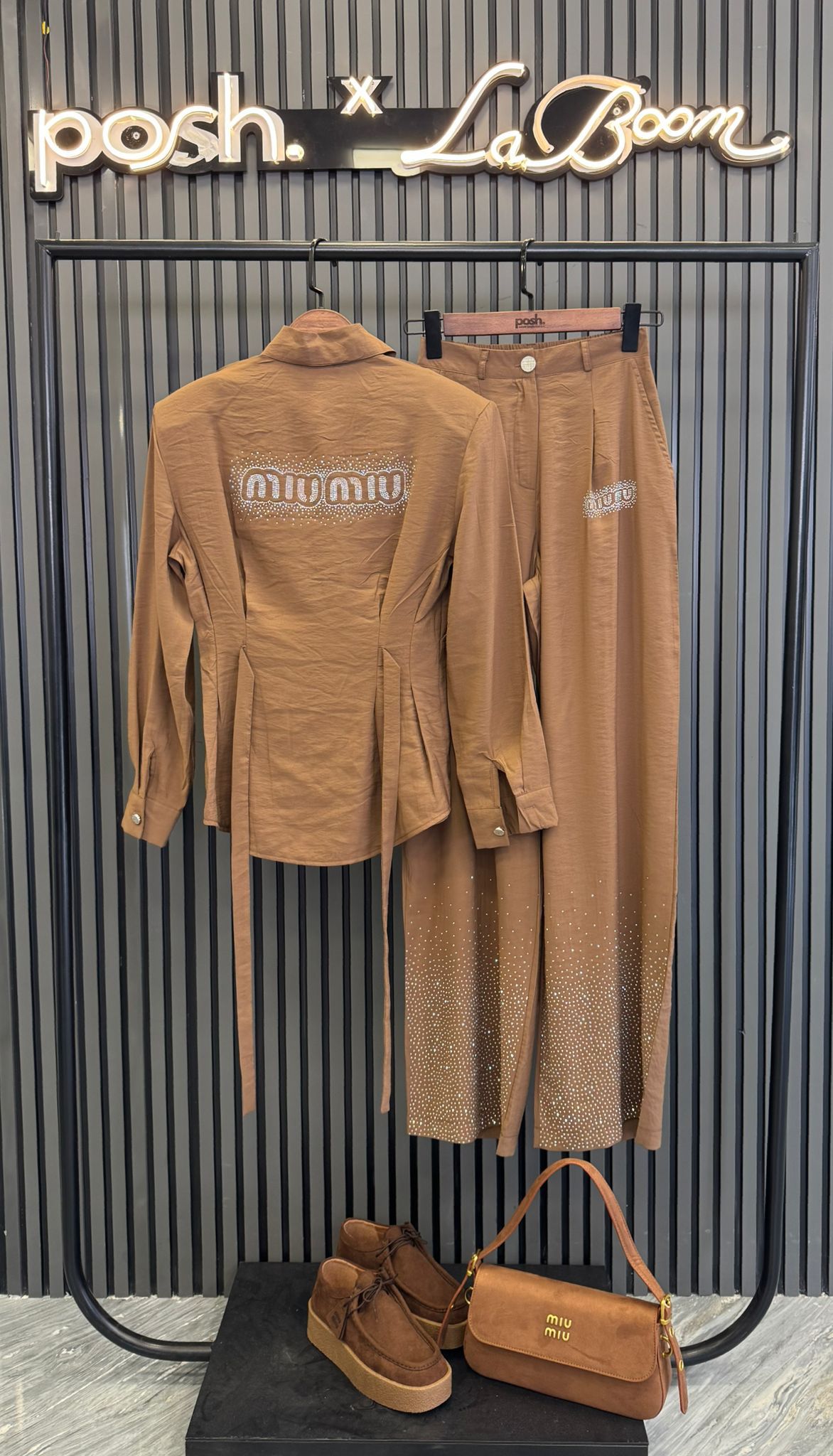 MIU MIU DOKUMA TAŞLI 2 Lİ TAKIM