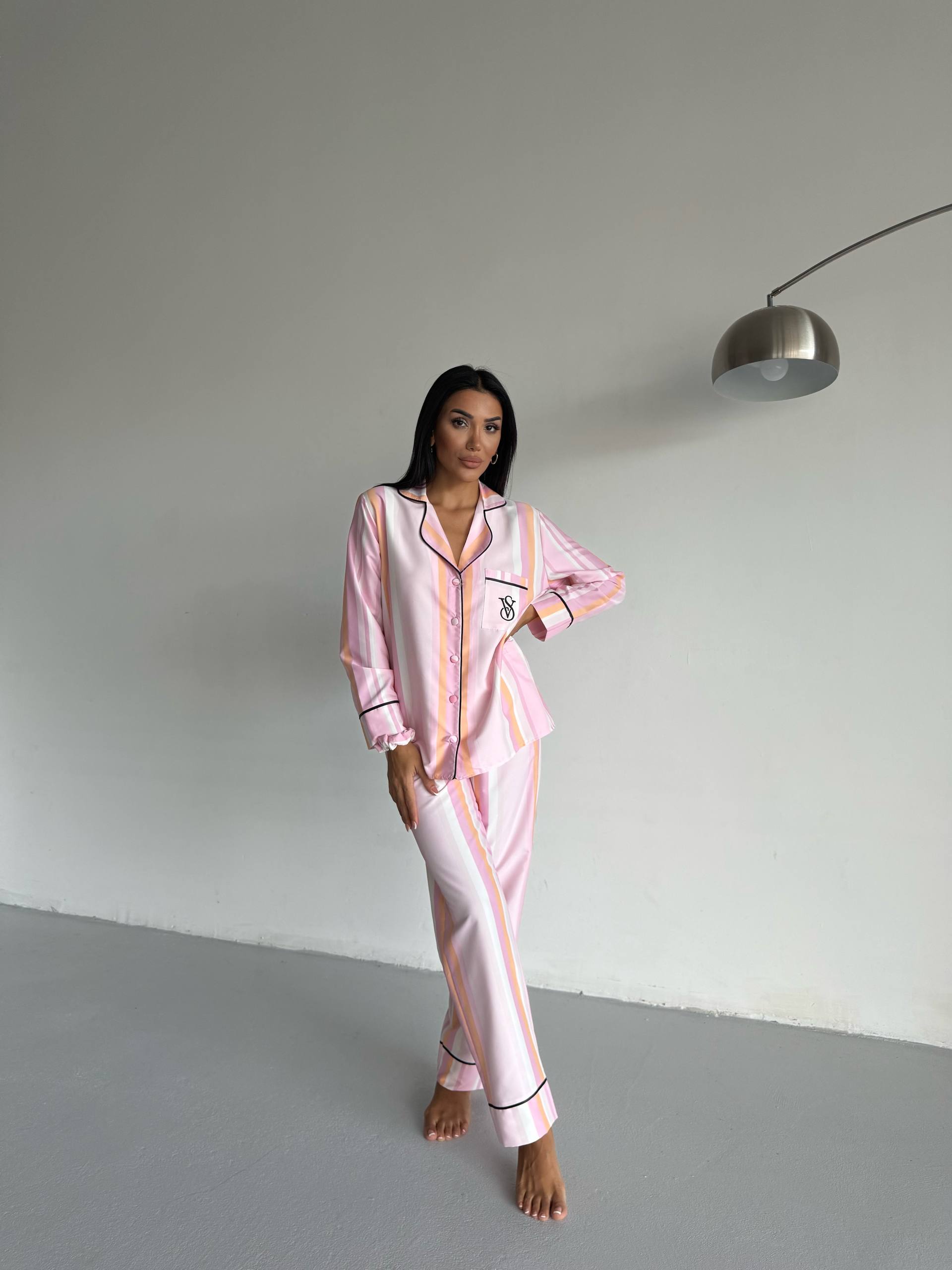 Victoria’s Secret,Boyuna Çizgili Pijama Takımı Toka Hediyeli