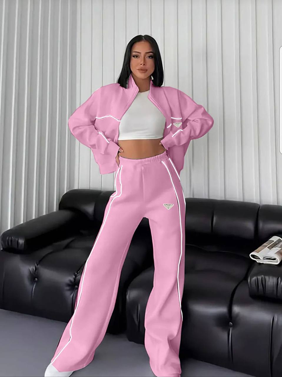 İTHAL PRADA SKUBA KUMAŞ SÜZENE NAKIŞ ARMA DETAYLI SPOR TAKIM