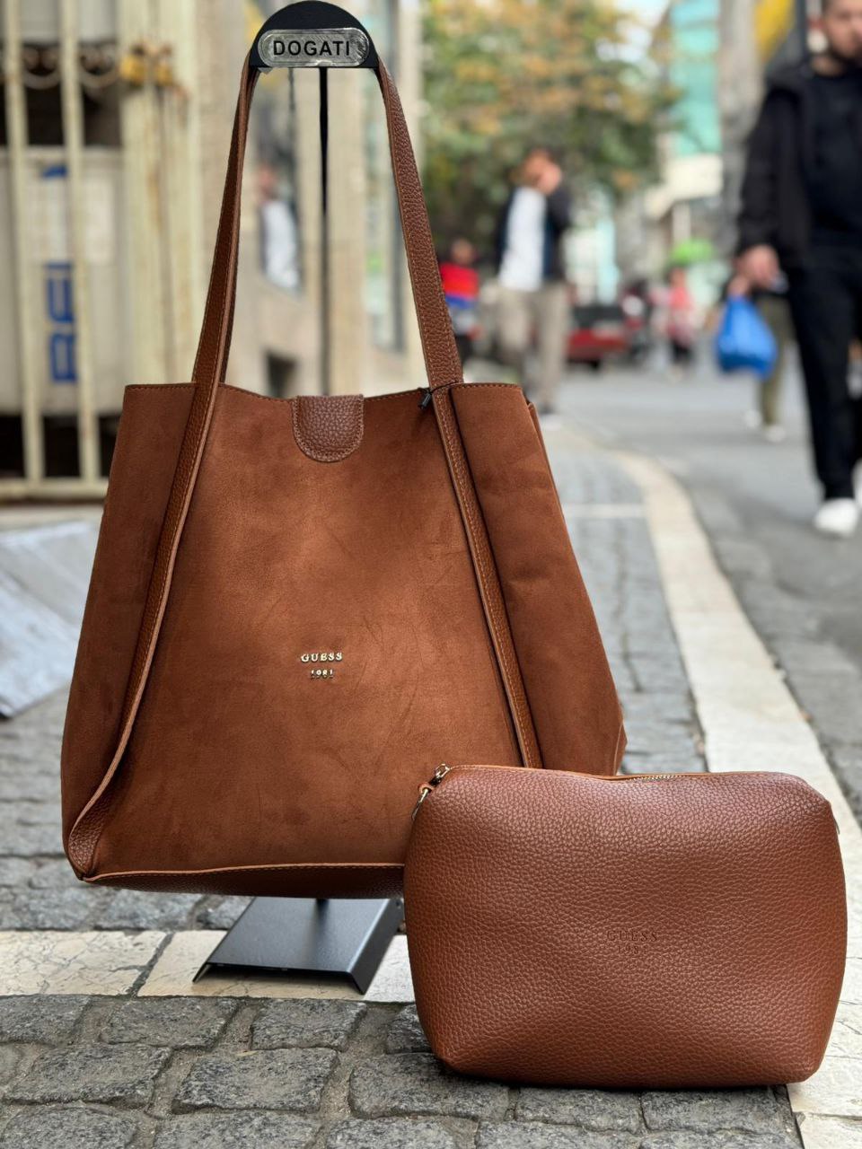 Guess Deri Suvet Çanta MAKYAJ  ÇANTA  HEDİYELİ