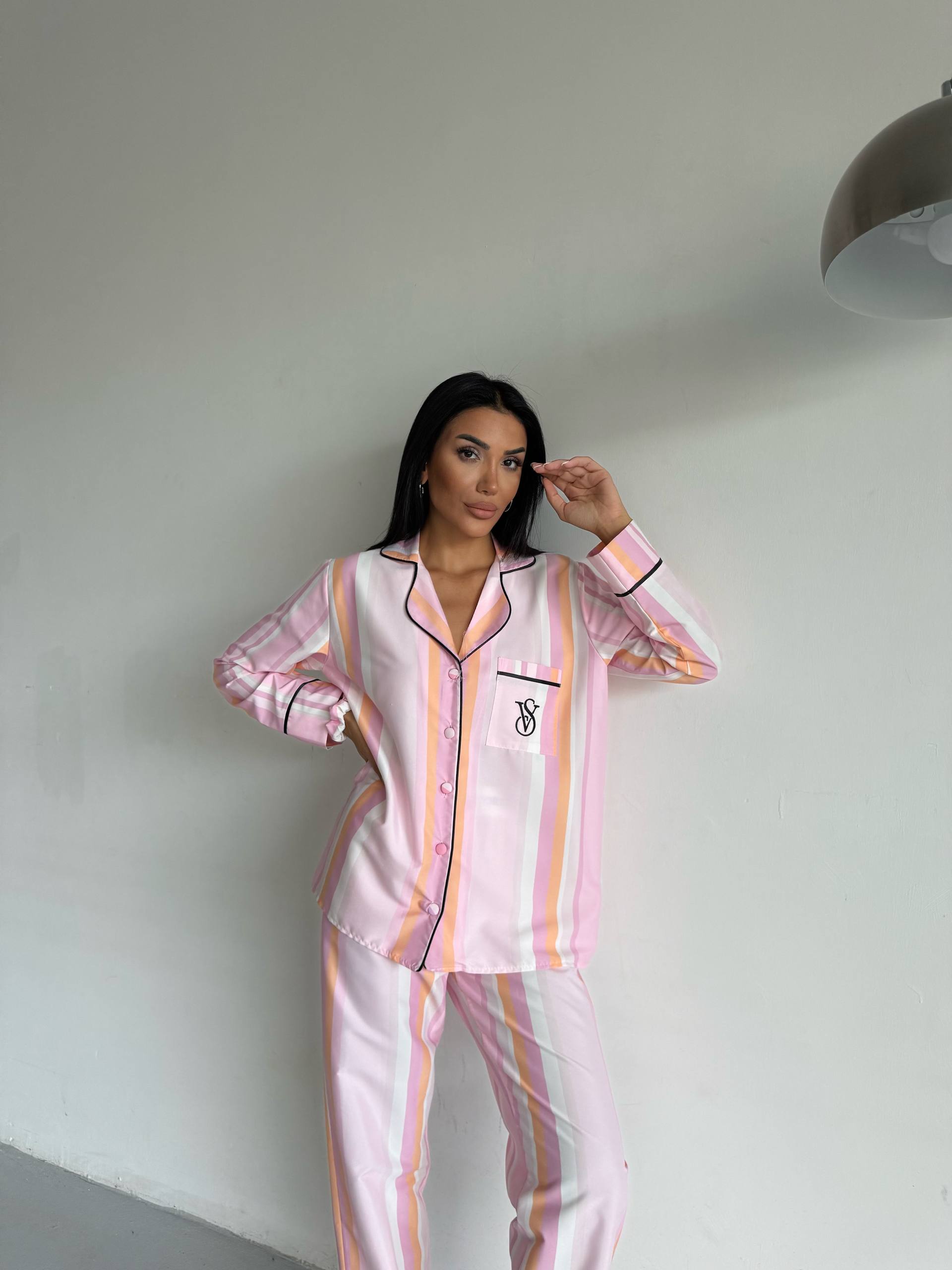 Victoria’s Secret,Boyuna Çizgili Pijama Takımı Toka Hediyeli