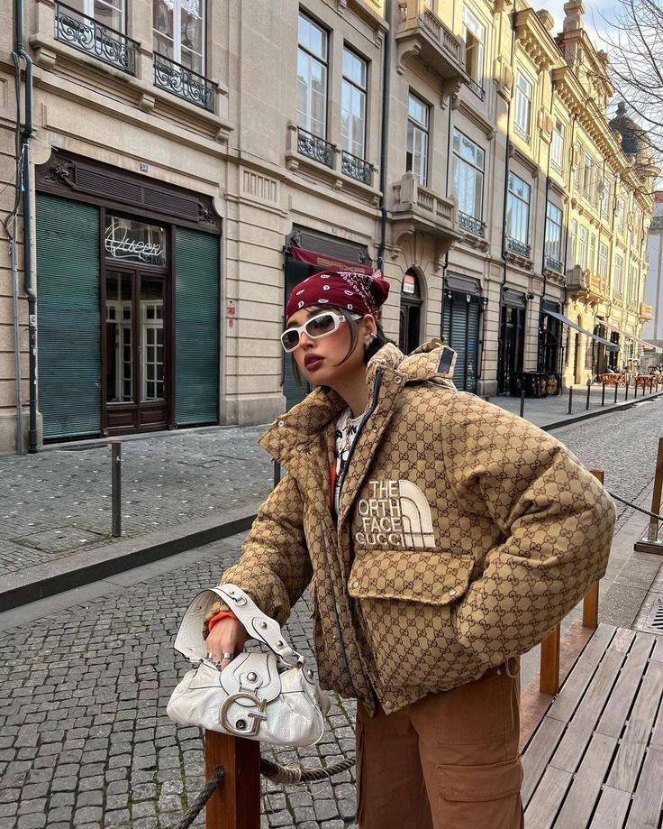 GUCCİ Dolum Şişme Mont
