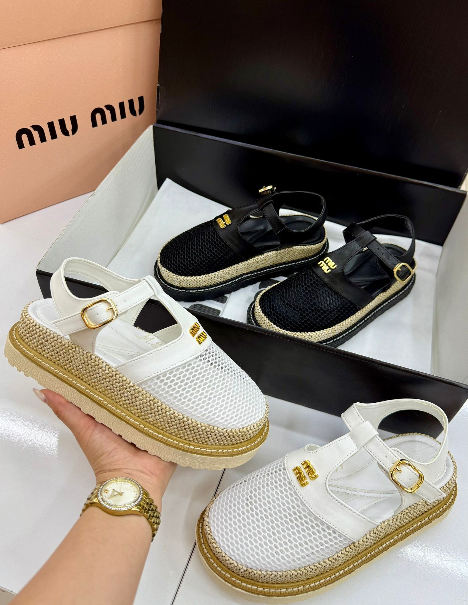 MIU MIU İthal fileli sandalet