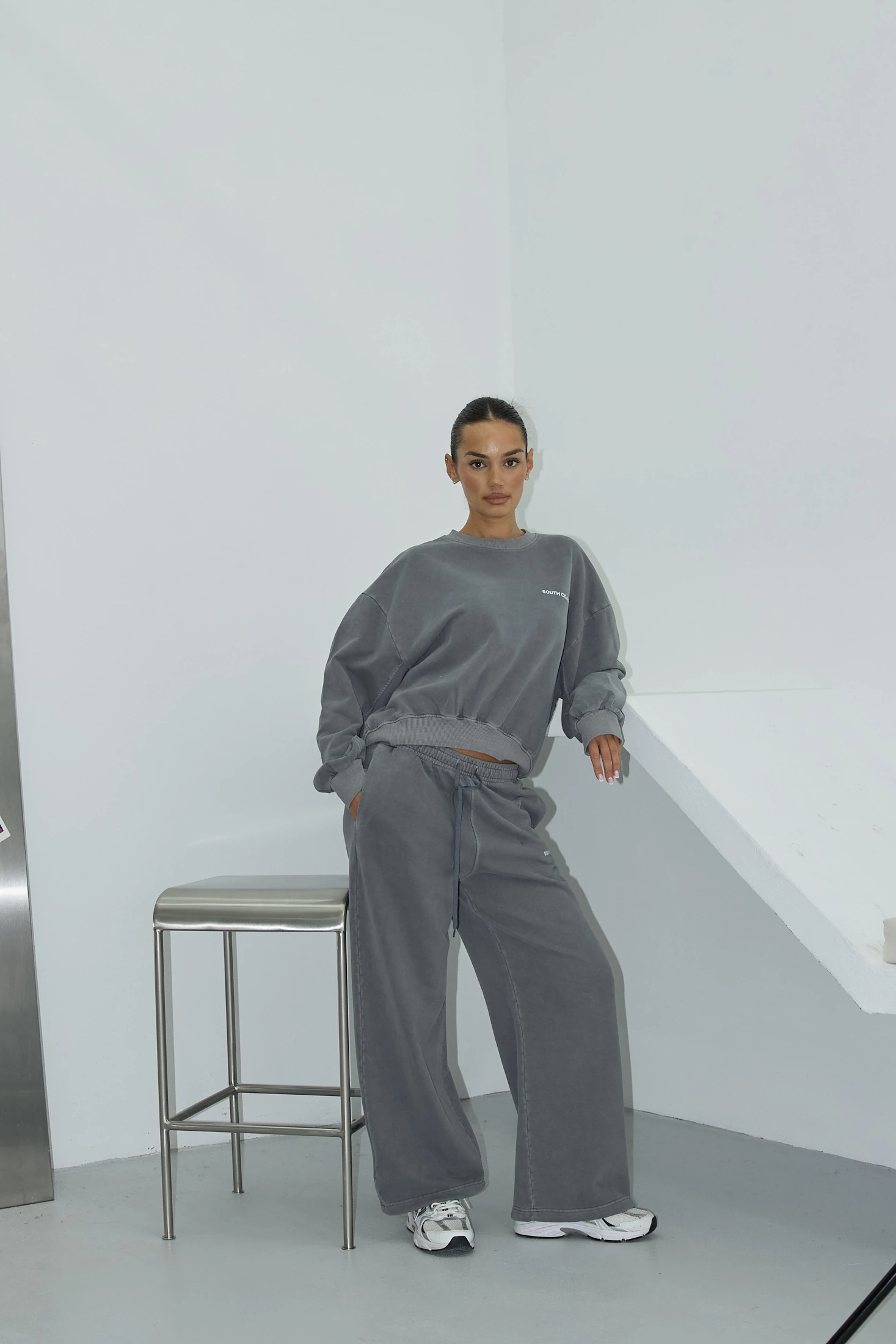 Kısa Basic Sweatshirt Ve Eşofman Pantolon Takım - Gri