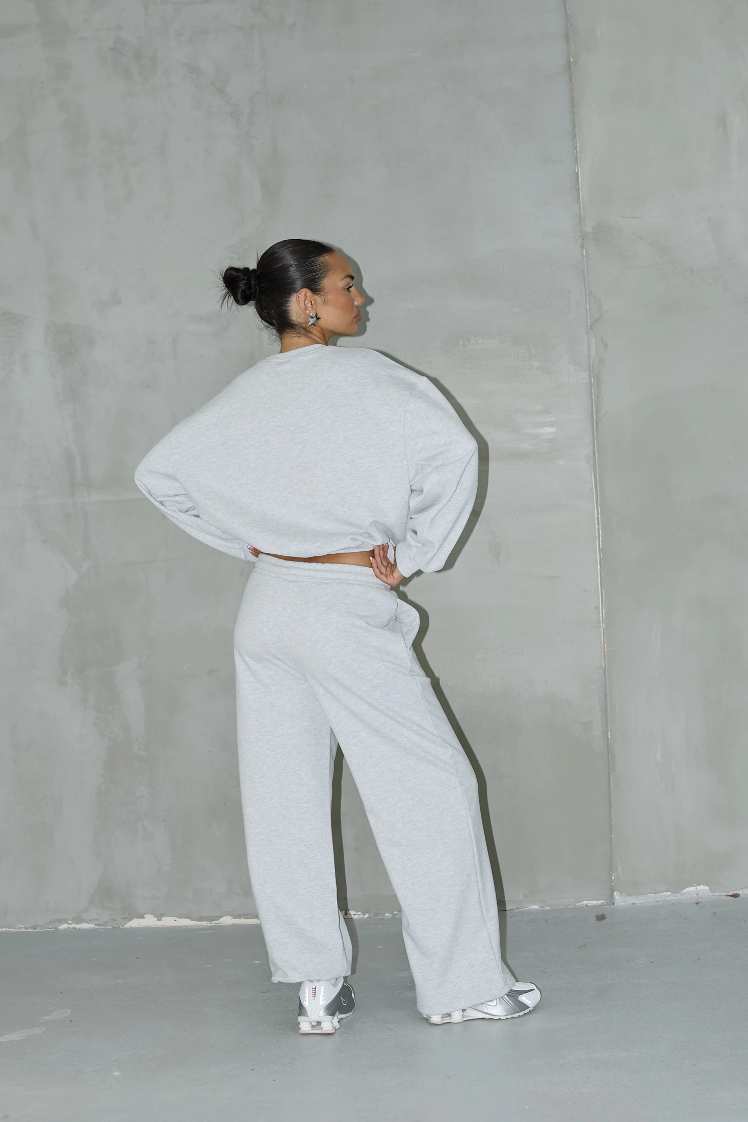 Kısa Basic Sweatshirt Ve Eşofman Pantolon Takım