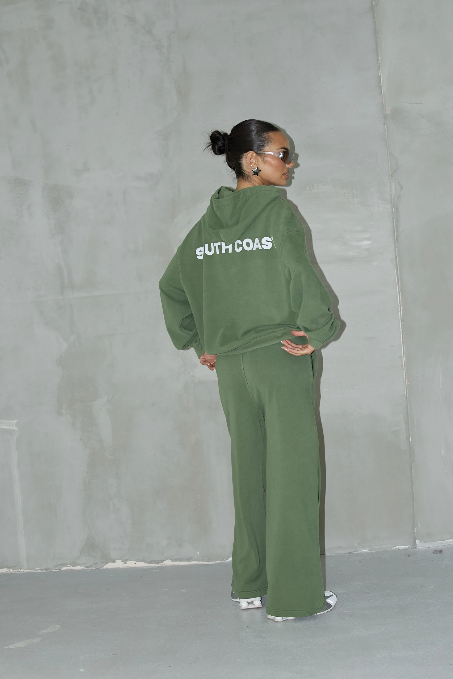 Sırt Baskılı Kapüşonlu Sweatshirt Ve Eşofman Pantolon Takım - Yeşil