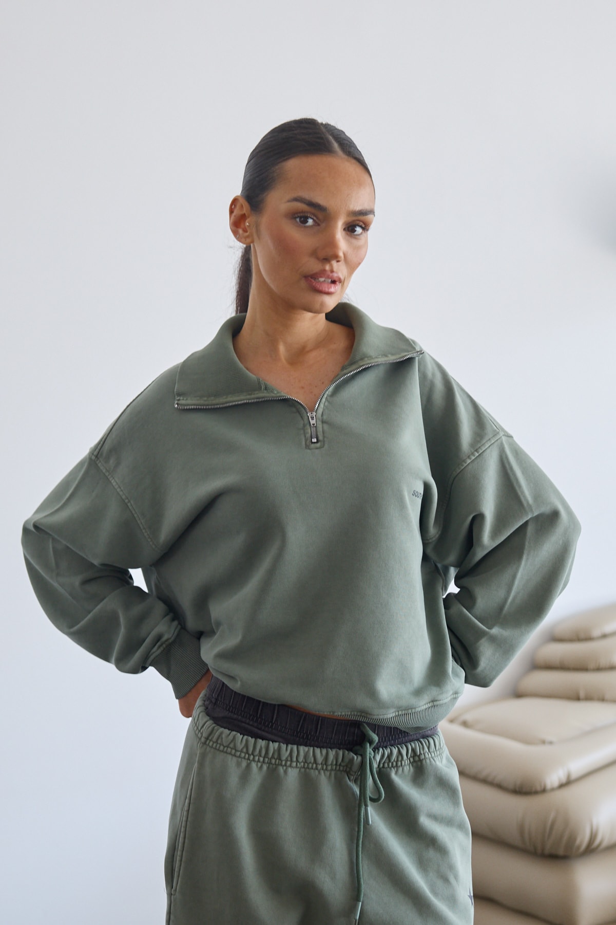 Fermuarlı Sweatshirt
