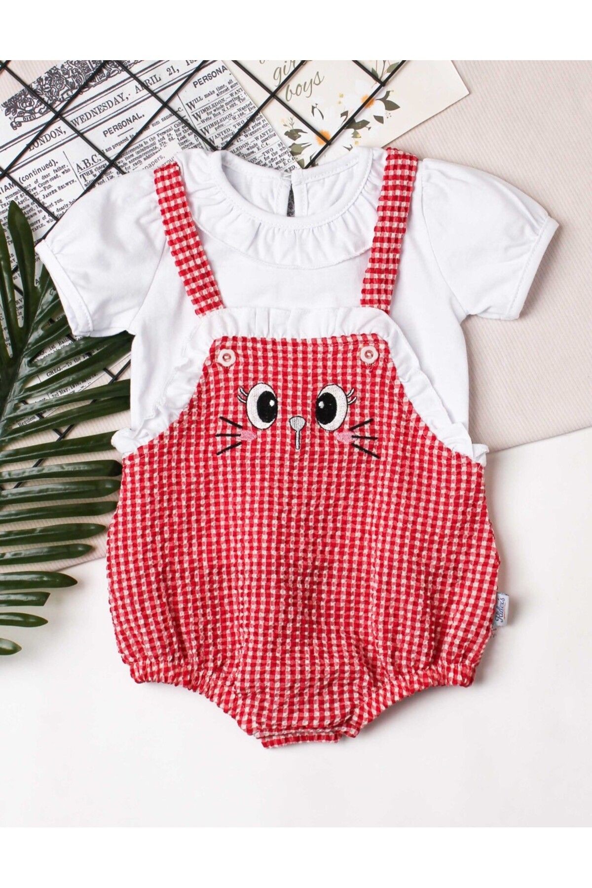 Kız Bebek Şaşkın Tavşan Desenli Bebek Salopet ve Body Takımı