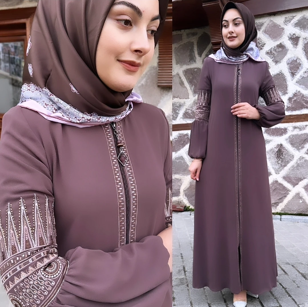 Atronis ipek kumaş siyah nakış işleme ferace 