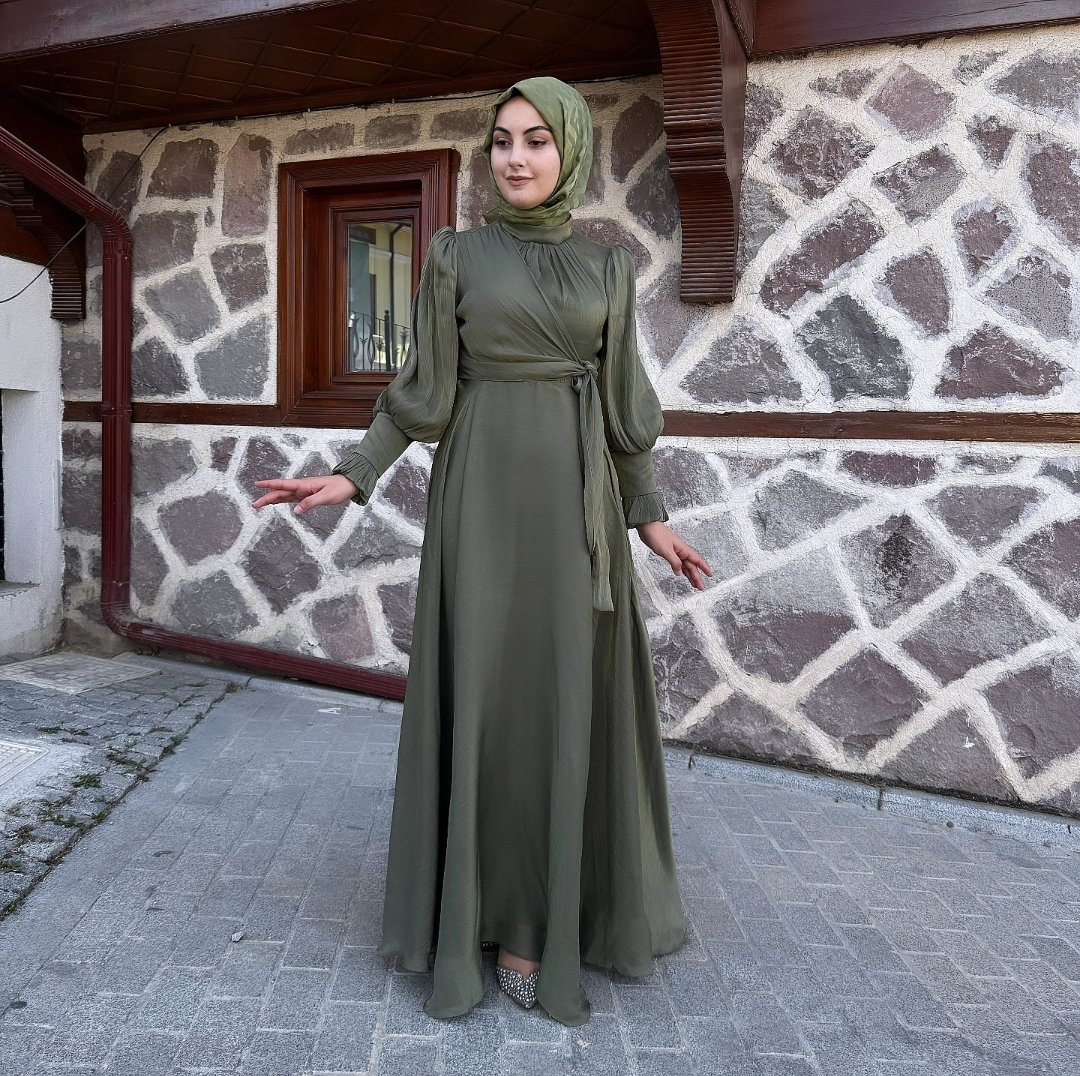 İtalyan kesim şık elbise abiye