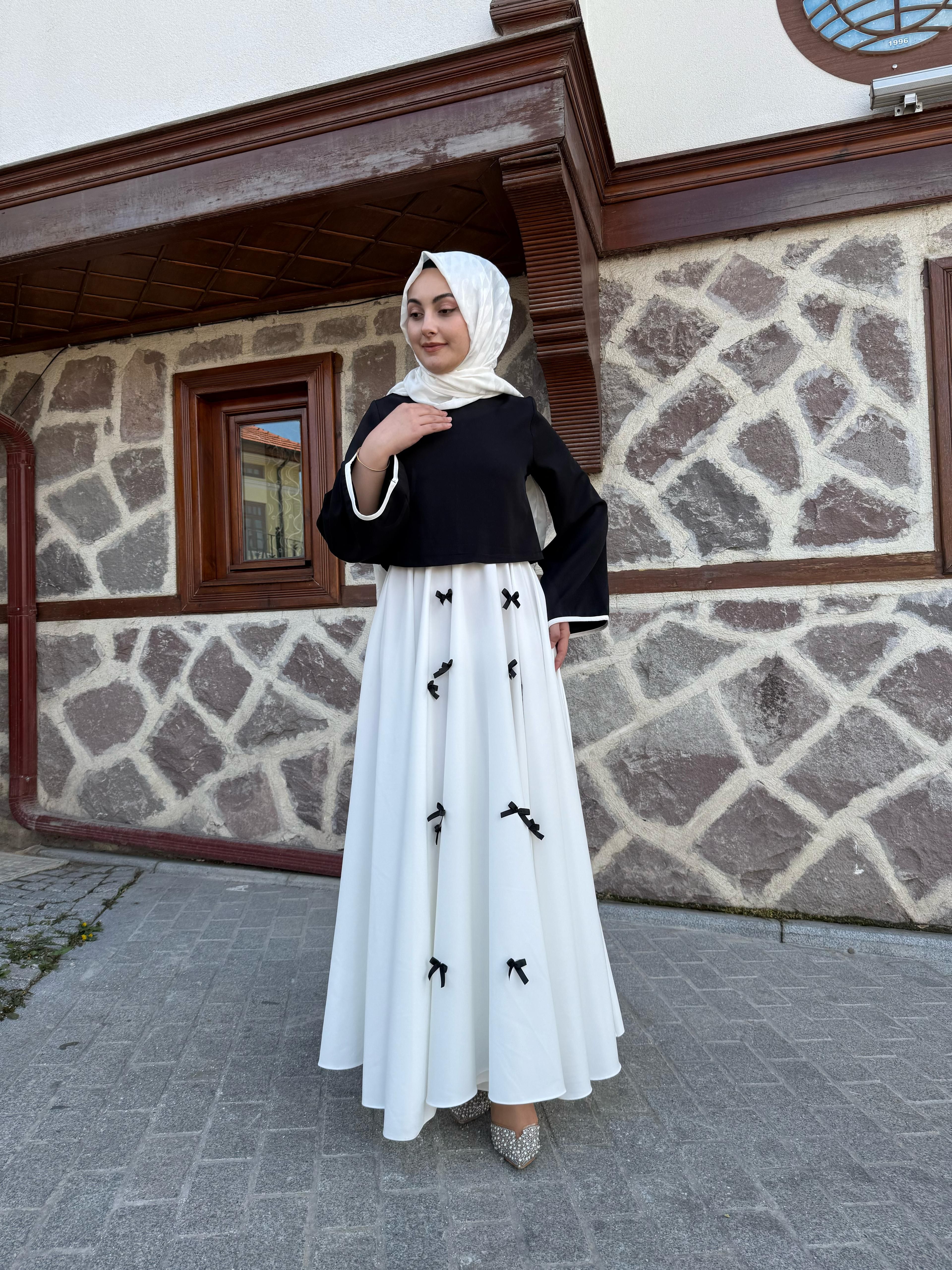 Yazlik 2 li takim elbisemiz 