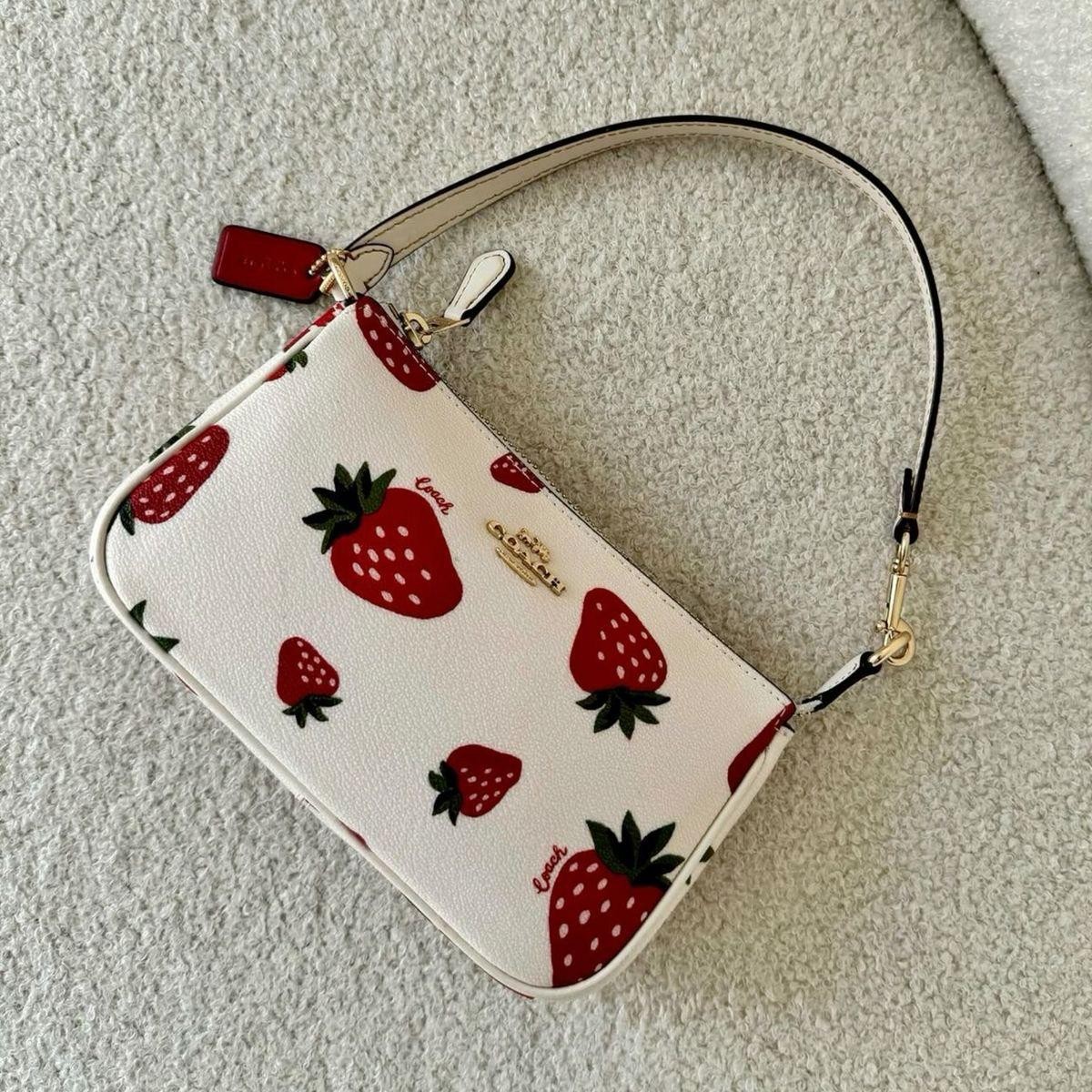 strawberry  bag  beyaz charmsız
