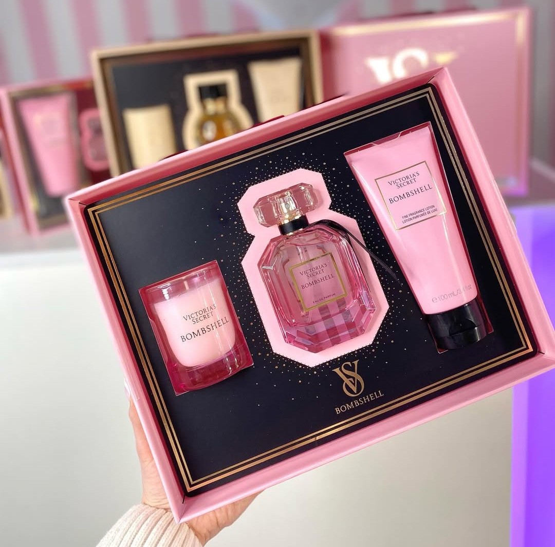 Victoria's secret set