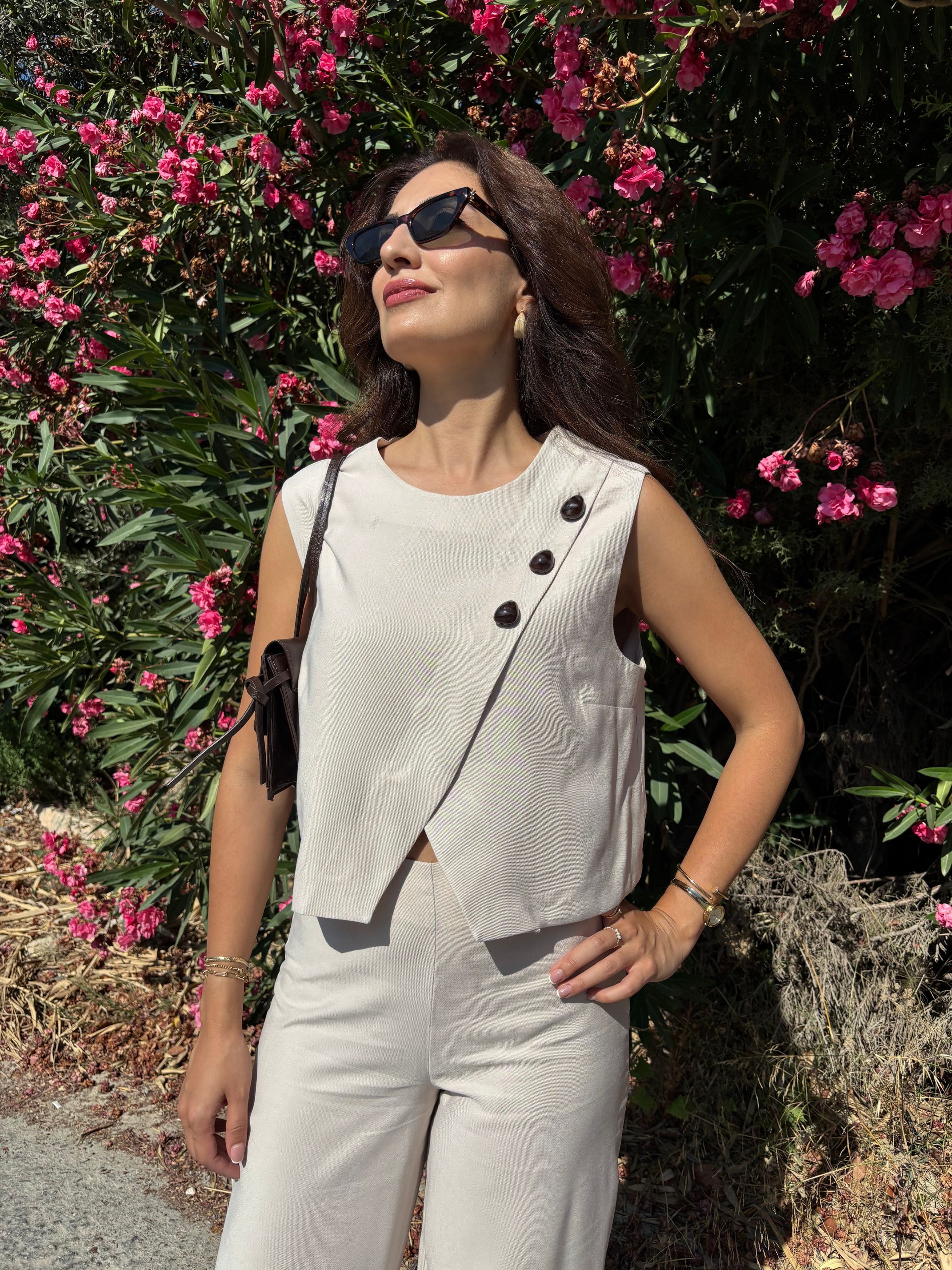 Üç Boncuklu  Bluz Pantolon Takım