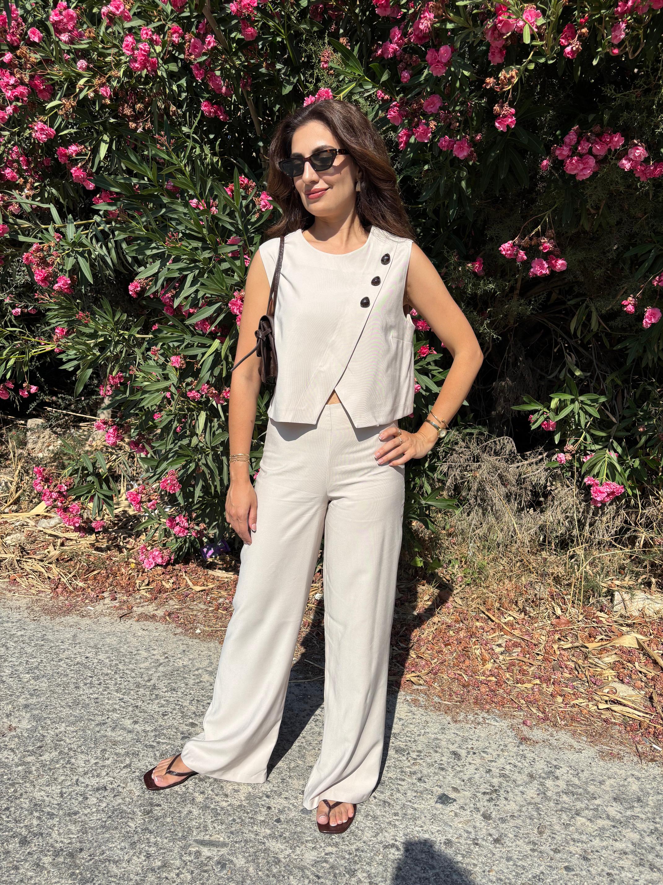 Üç Boncuklu  Bluz Pantolon Takım