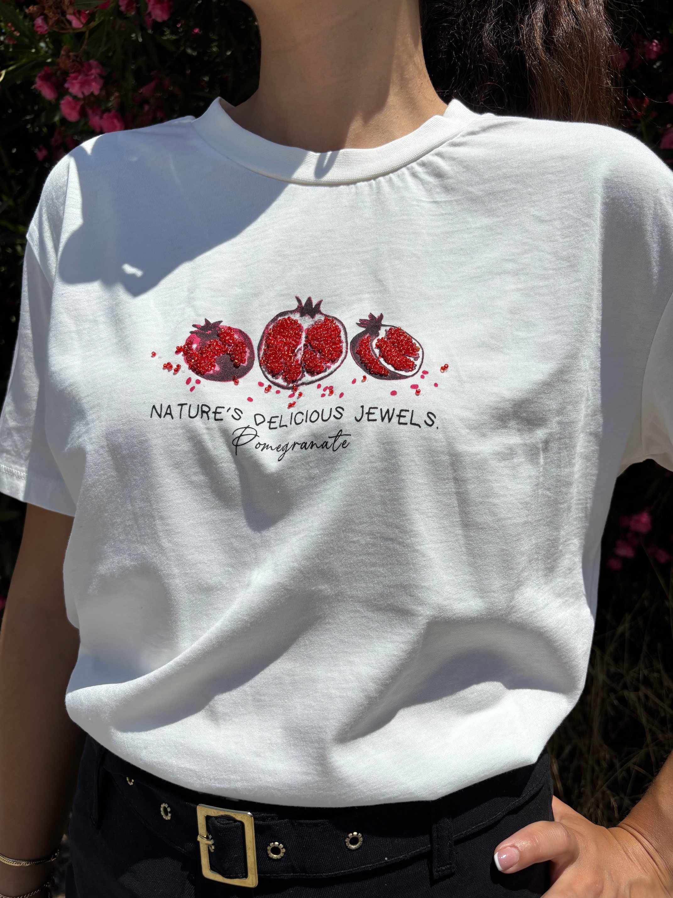 Narlı Boncuklu Tshirt