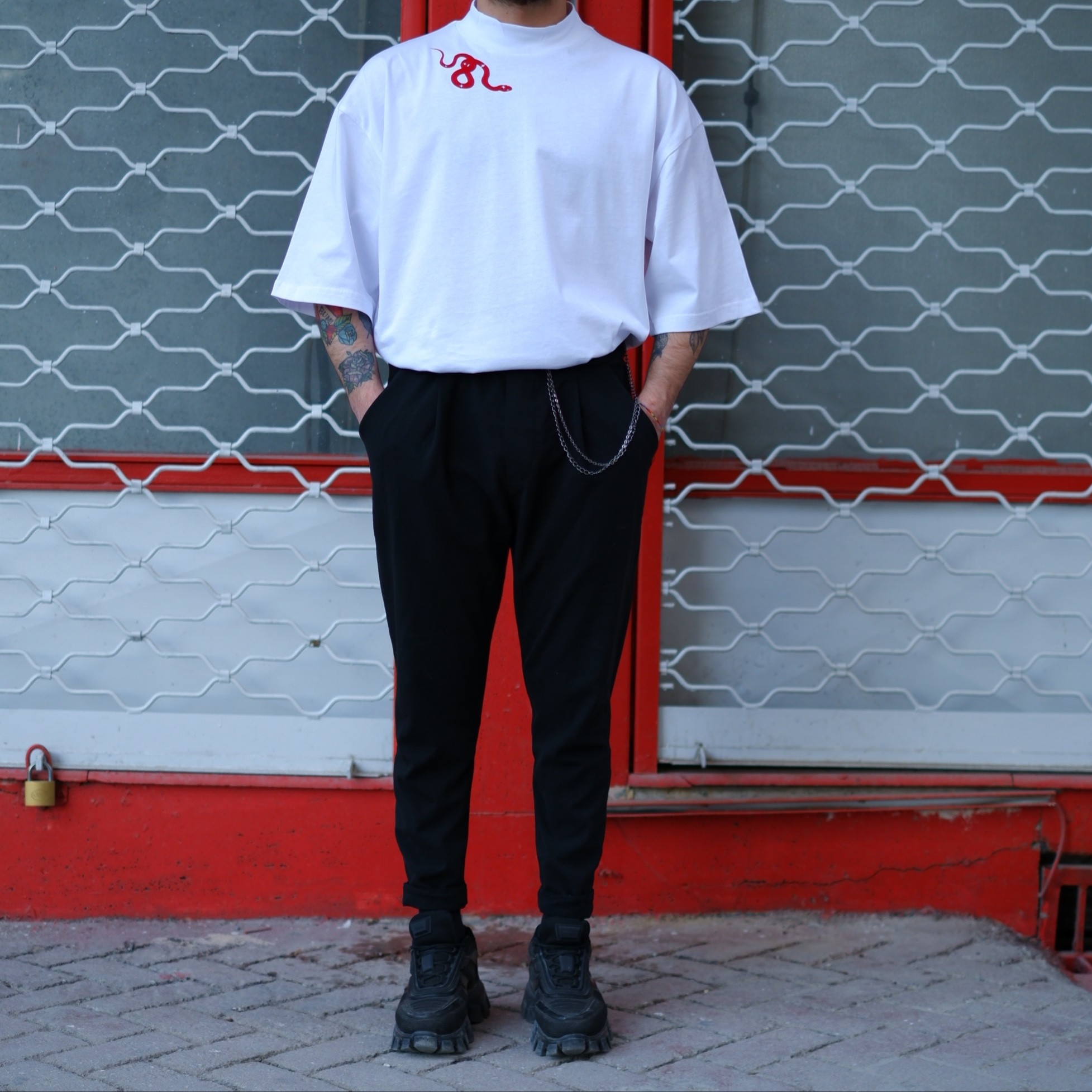 Snake Ekstra Oversize Boğazlı Beyaz Tshirt
