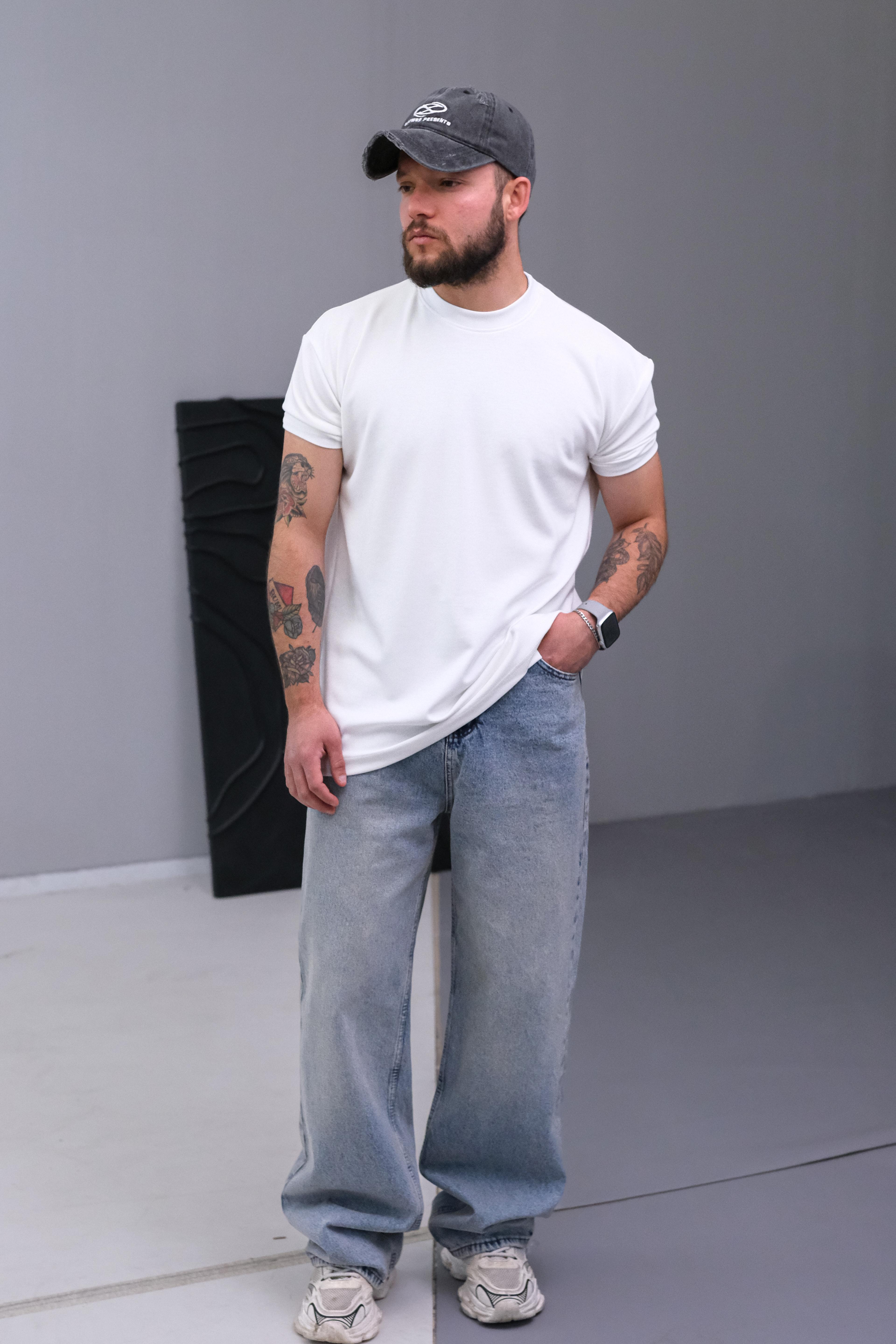 Beyaz Casual Özel Tasarım Tshirt 