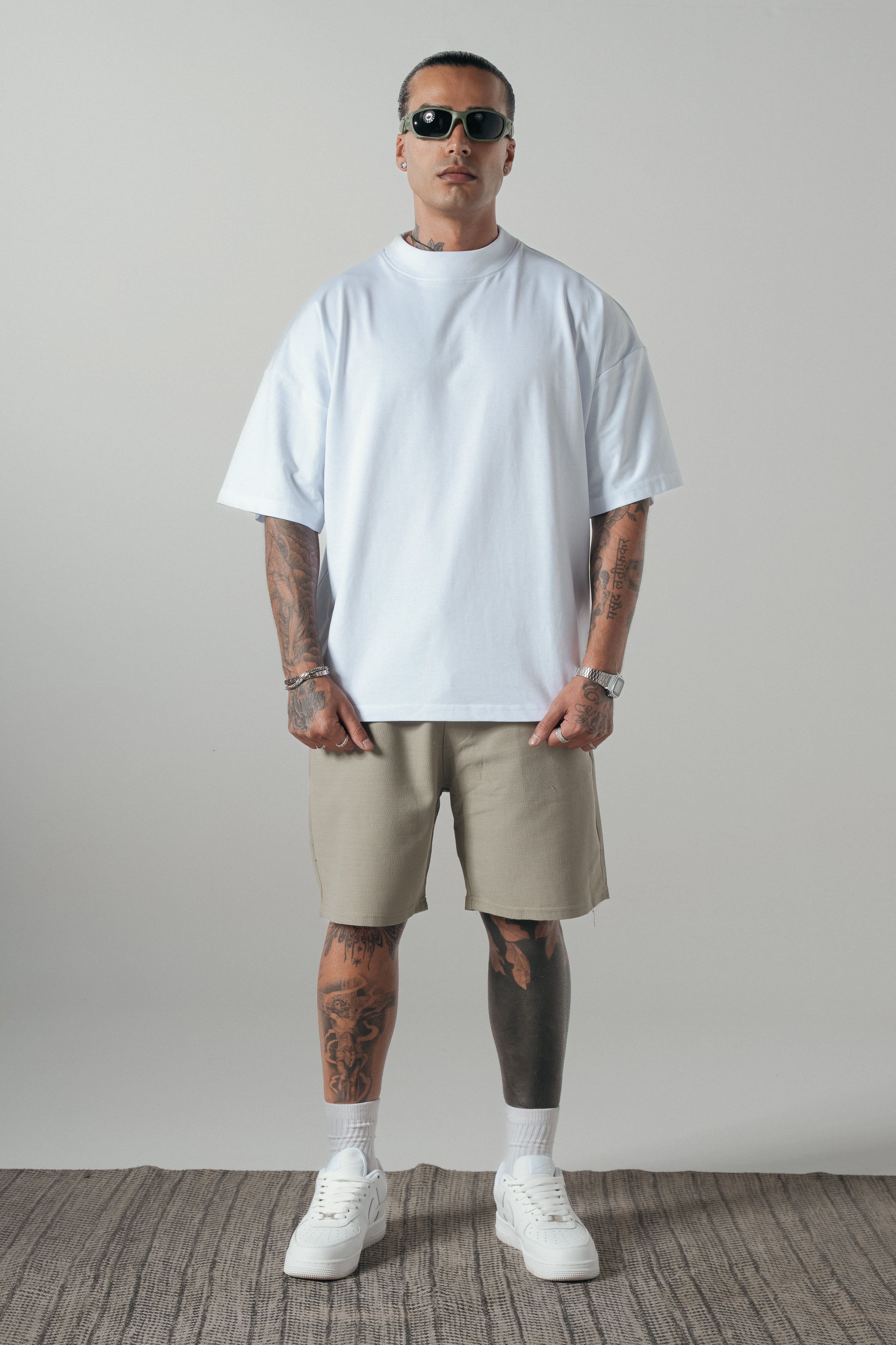 Beyaz Boğazlı Basic Extra Oversize Tshirt