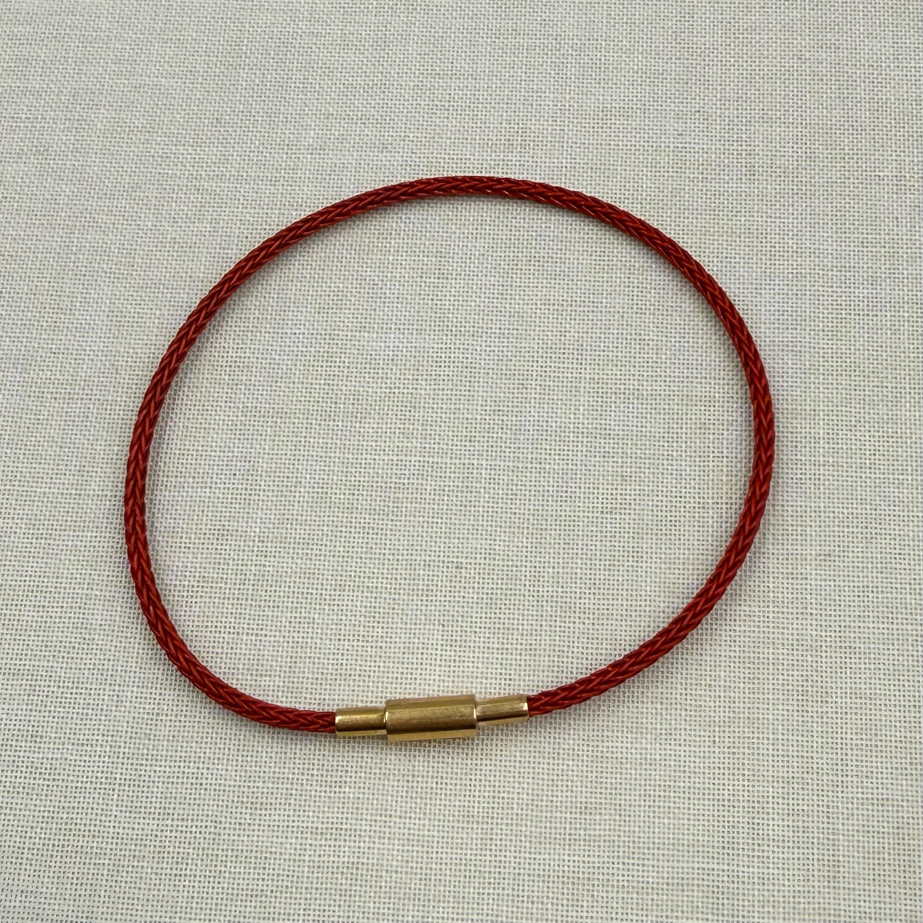 UNİSEX KIRMIZI DERİ & GOLD METAL BİLEKLİK 496