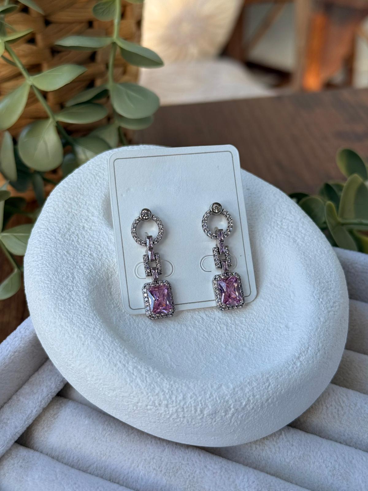 Xuping Zirkon Taşlı Pembe Detay Silver Küpe 1300