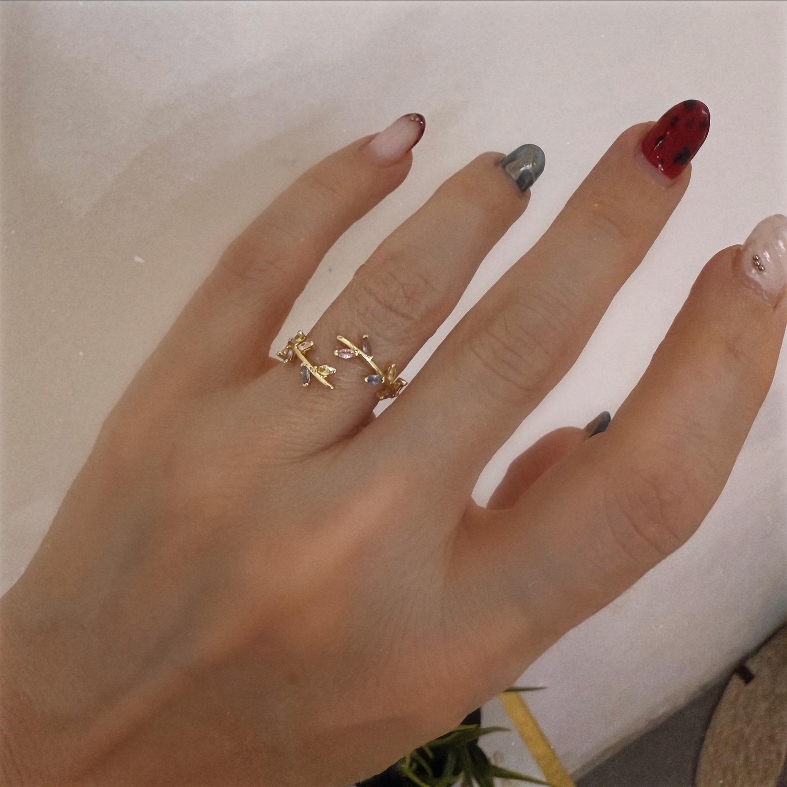 Zirkon Taşlı Renkli Taşlı Yüzük 1064