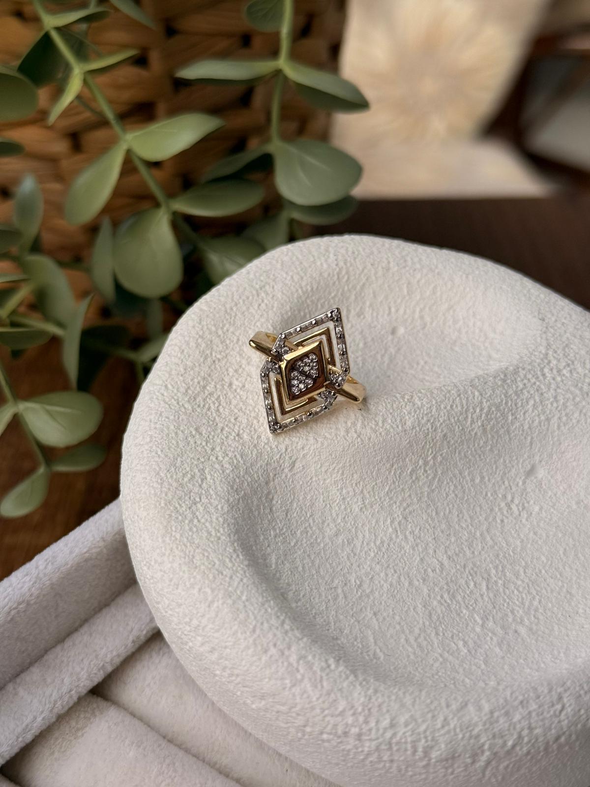 Zirkon Baget Taşlı Gold Yüzük 1271