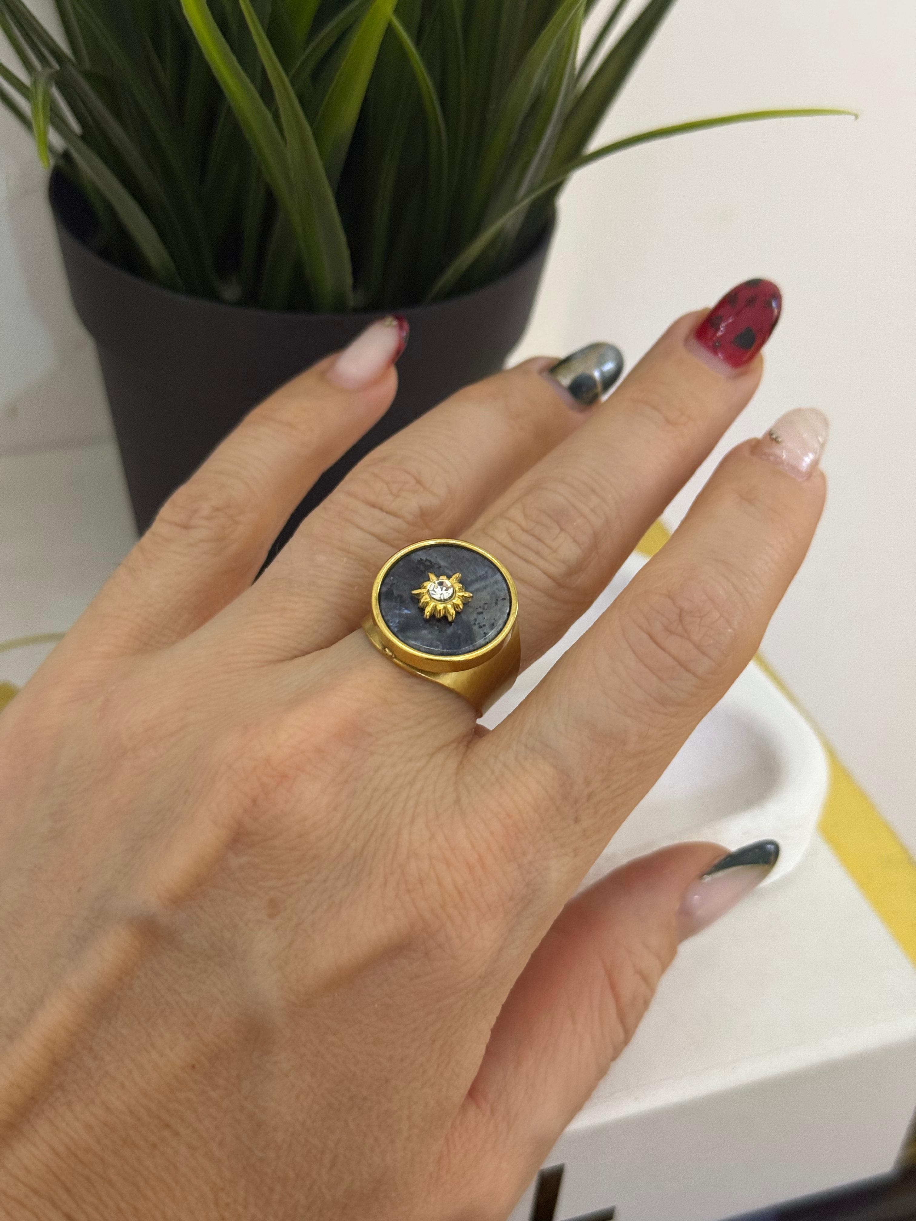 Sedef Taşlı Çelik Ayarlanabilir Yüzük 1121